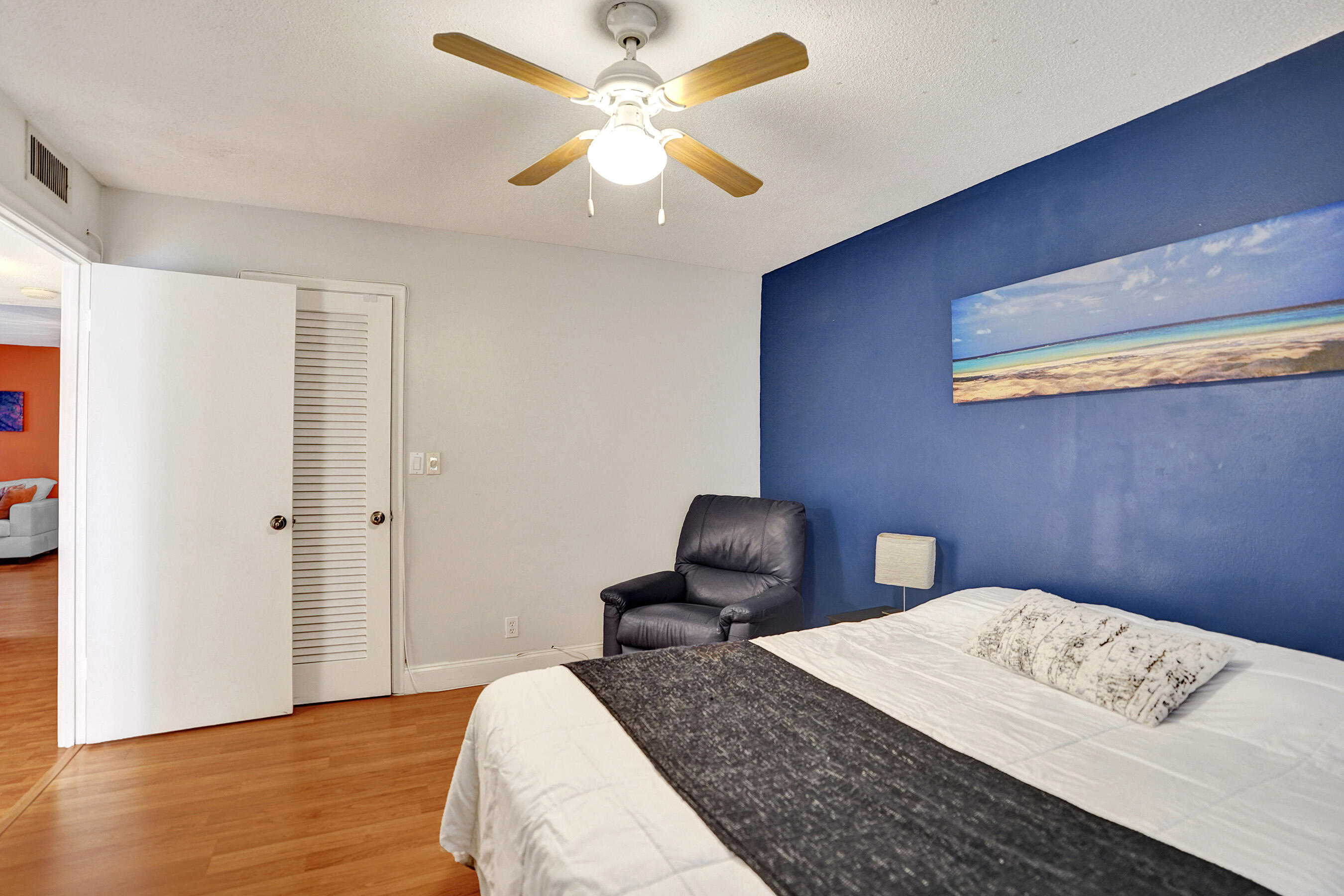 MEADOWBROOK TOWERS CONDO - Residential