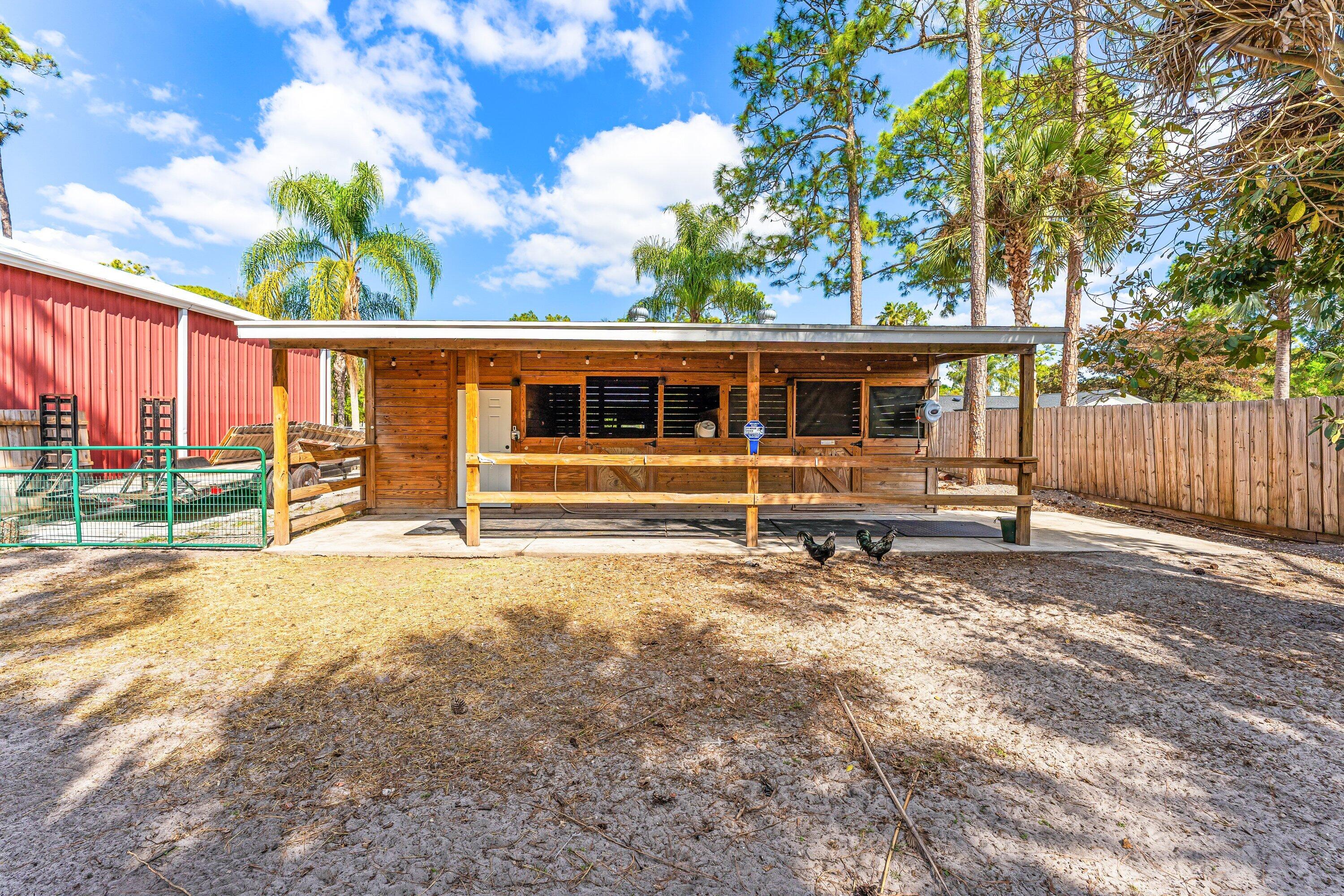 LOXAHATCHEE GROVES - Residential