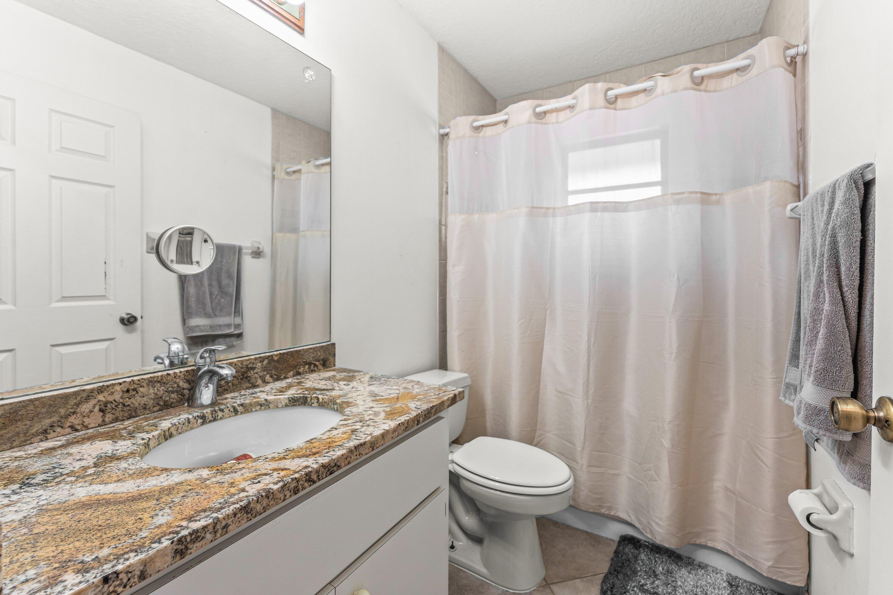 LOXAHATCHEE GROVES - Residential