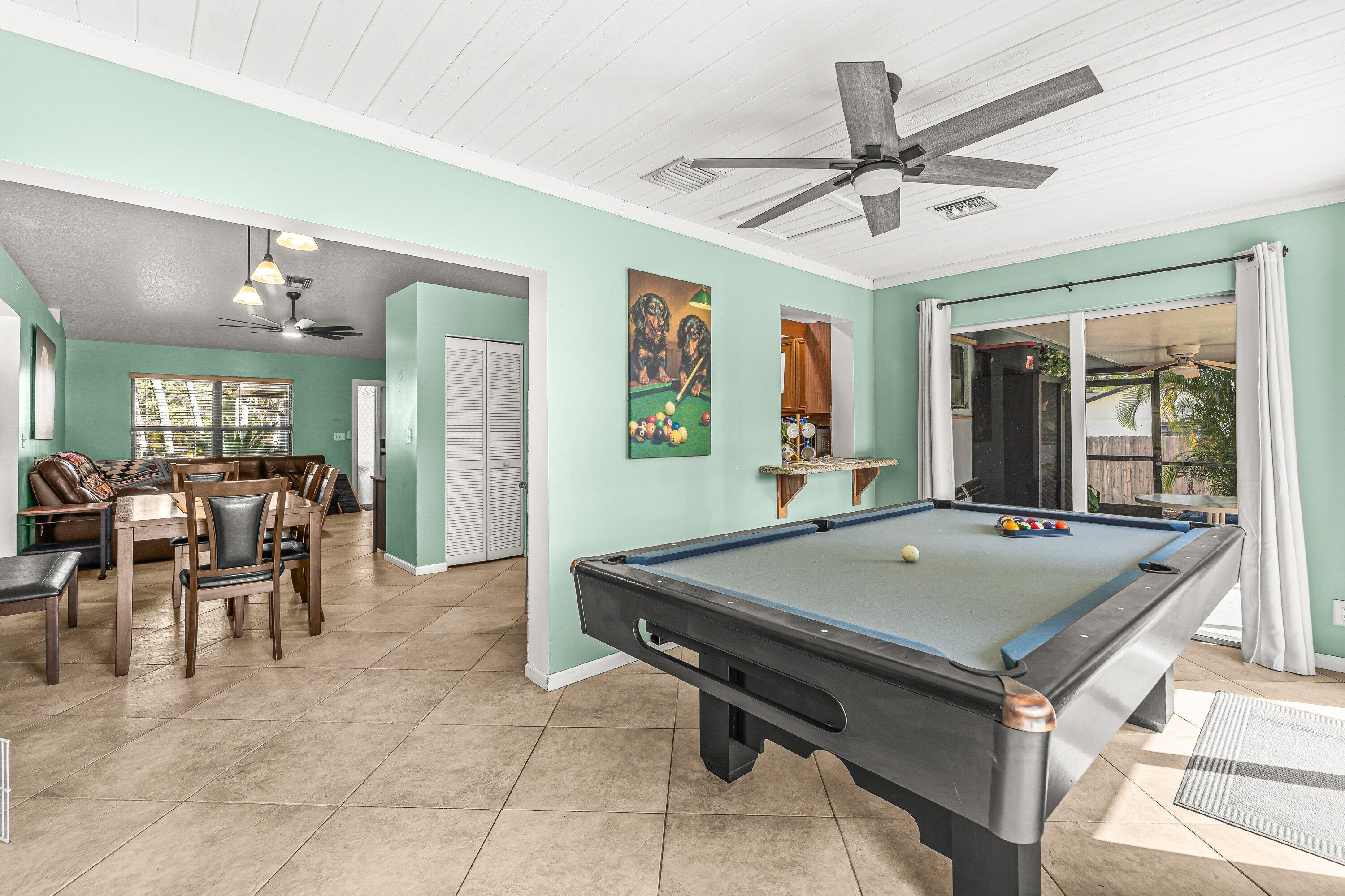 LOXAHATCHEE GROVES - Residential