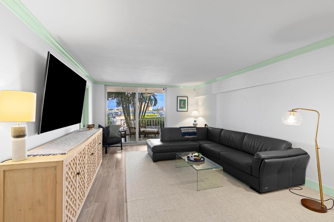 917 N Flagler Drive 108