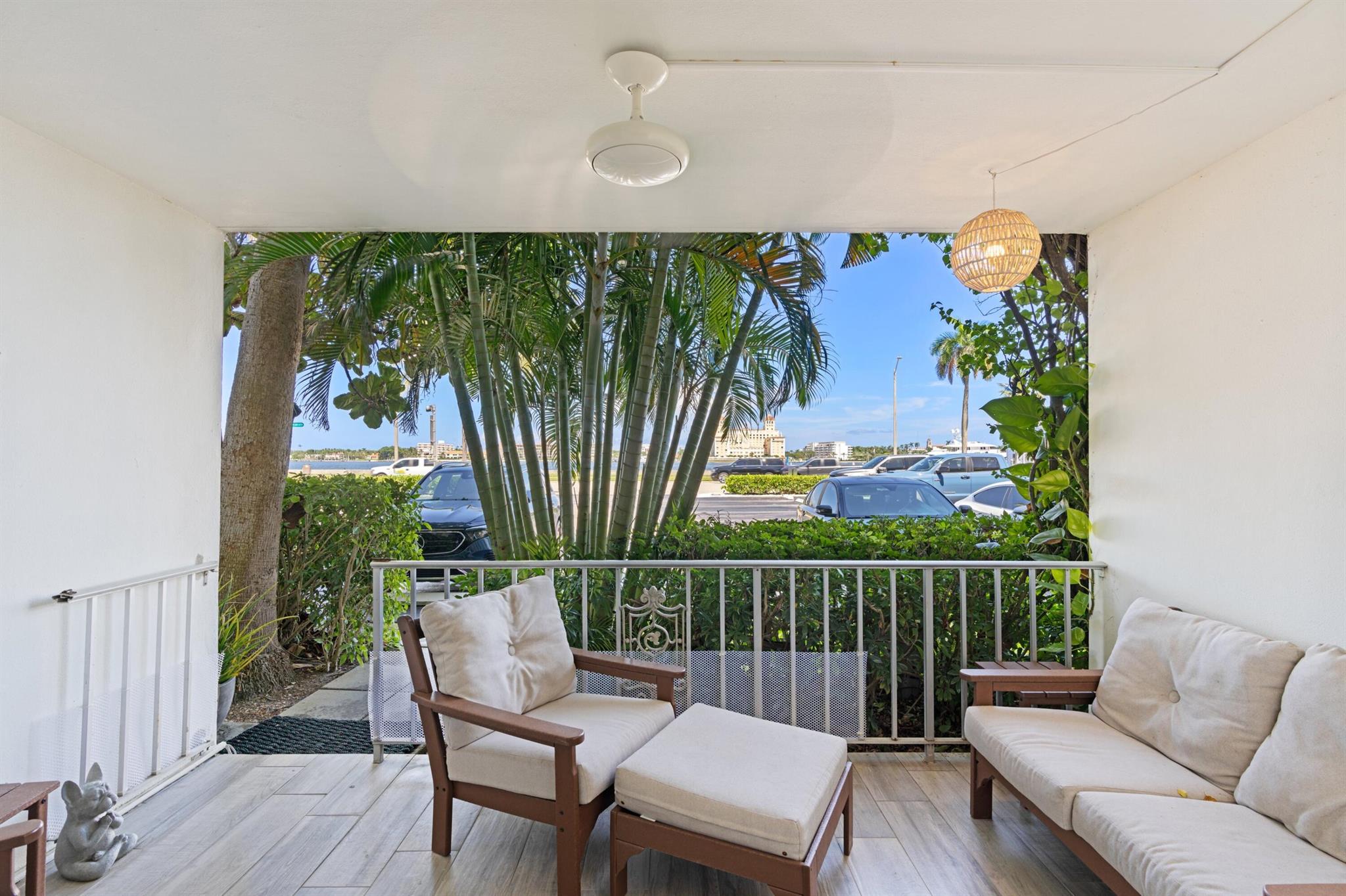 YACHT CLUB TOWERS CONDO - Residential