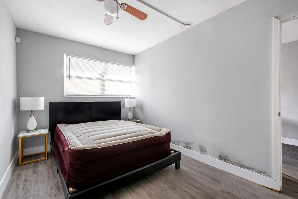 North Hollywood Square - Residential Lease