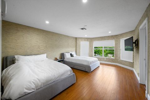 Tiny photo for 2135 Windsock Way, Wellington, FL 33414 (MLS # B26012406)