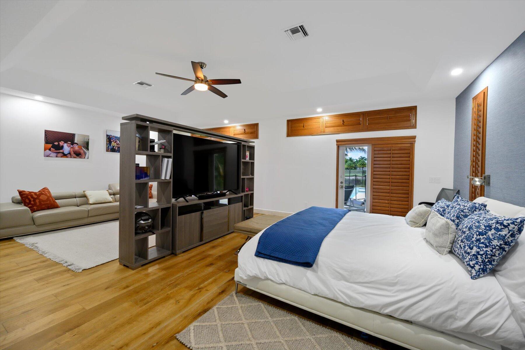 WELLINGTON AERO CLUB OF THE LANDINGS AT WELLINGTON - Residential