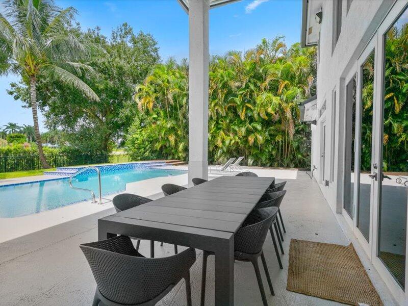 WELLINGTON AERO CLUB OF THE LANDINGS AT WELLINGTON - Residential