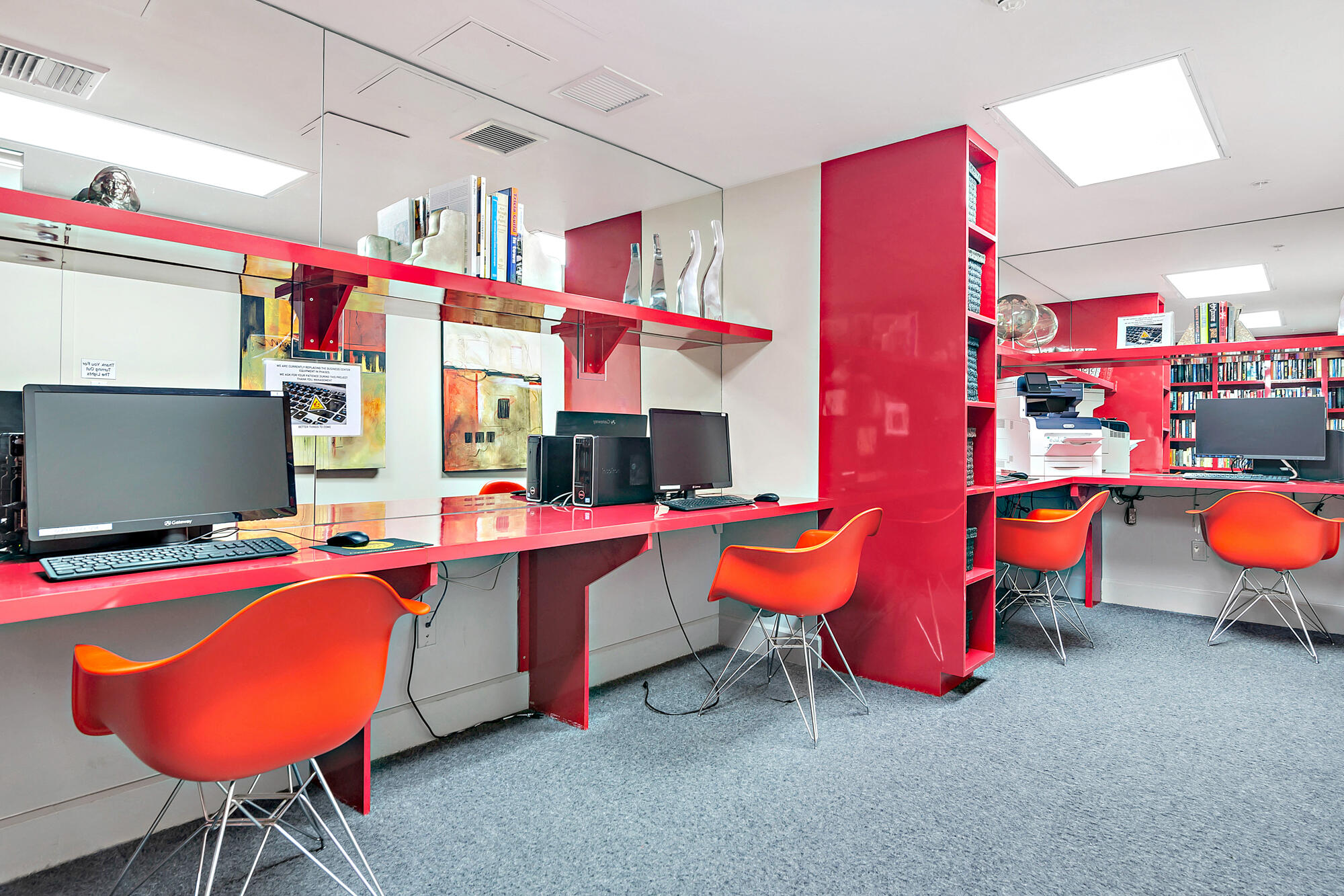 SLADE CONDO - Residential