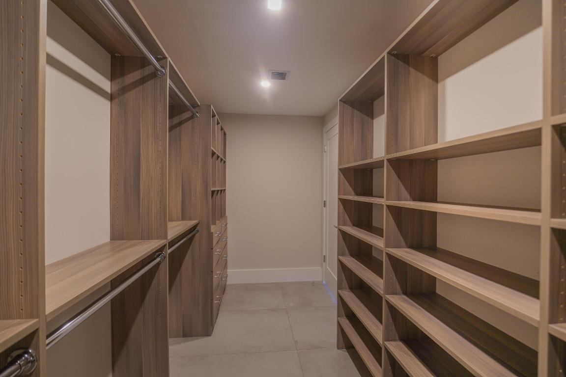 Olde Village Pointe Condominium - Residential Lease