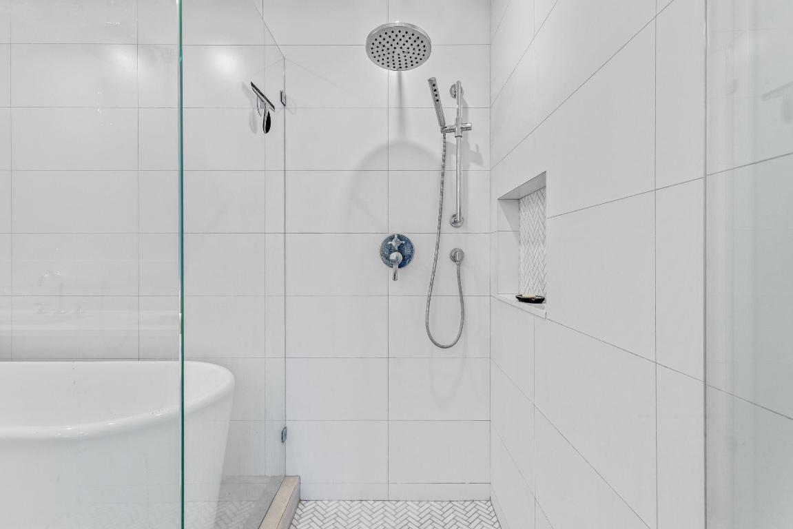 Olde Village Pointe Condominium - Residential Lease