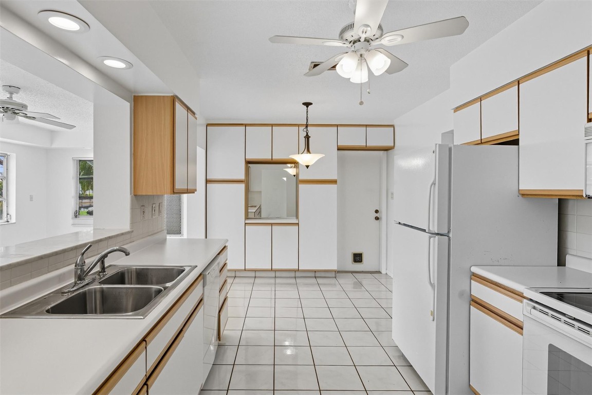 Mainlands Of Tamarac Lake - Residential