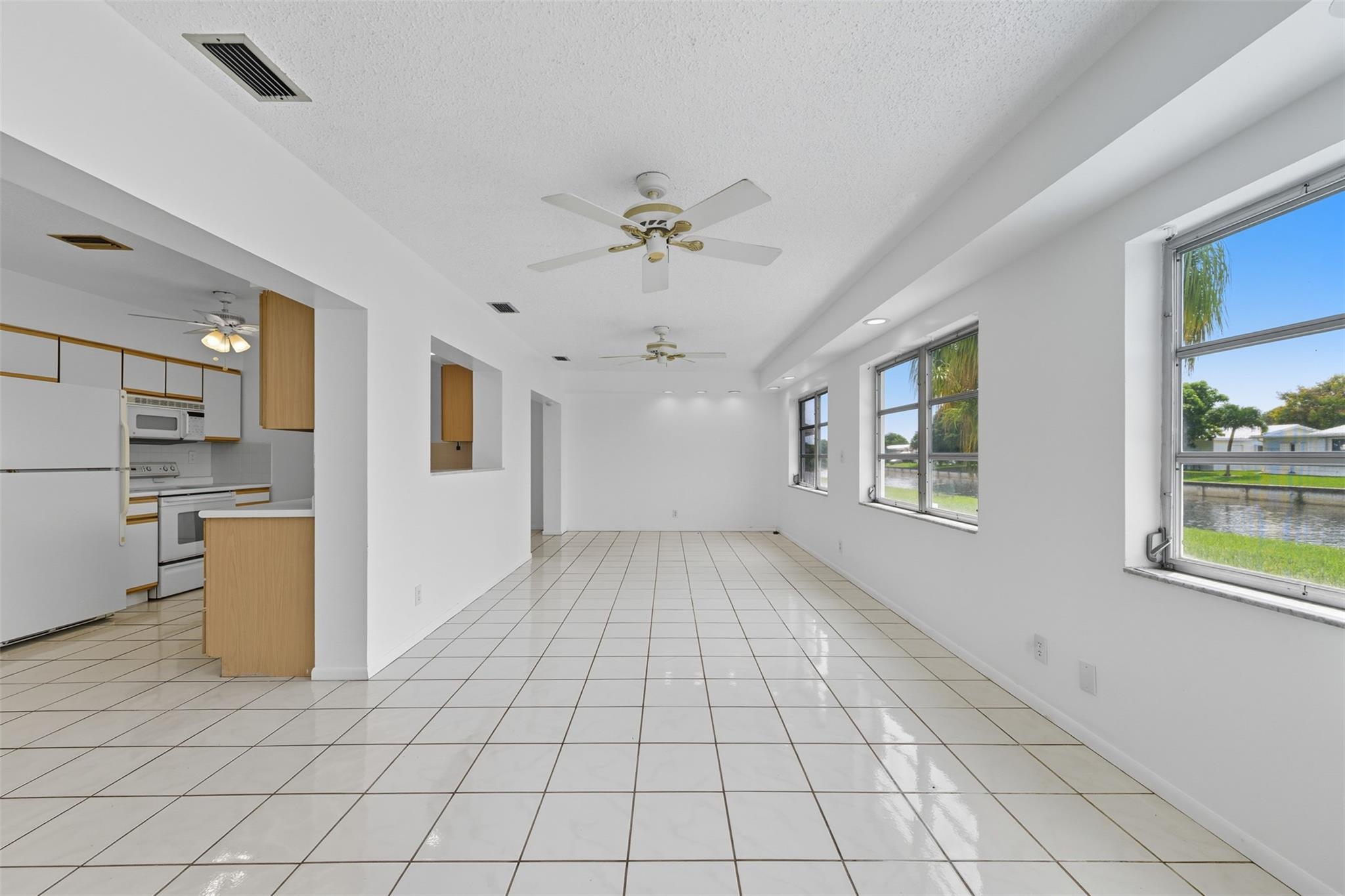 Mainlands Of Tamarac Lake - Residential