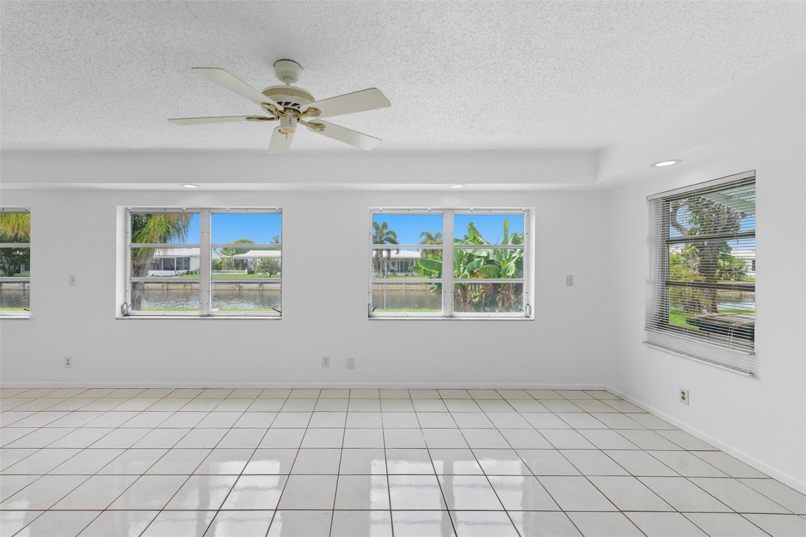 Mainlands Of Tamarac Lake - Residential