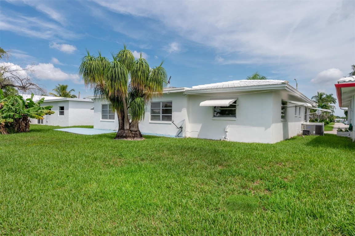 Mainlands Of Tamarac Lake - Residential