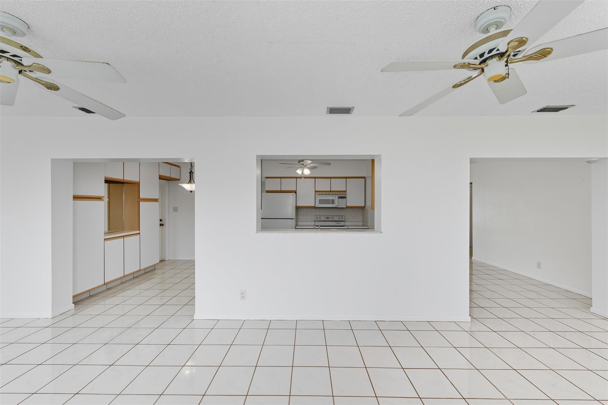 Mainlands Of Tamarac Lake - Residential