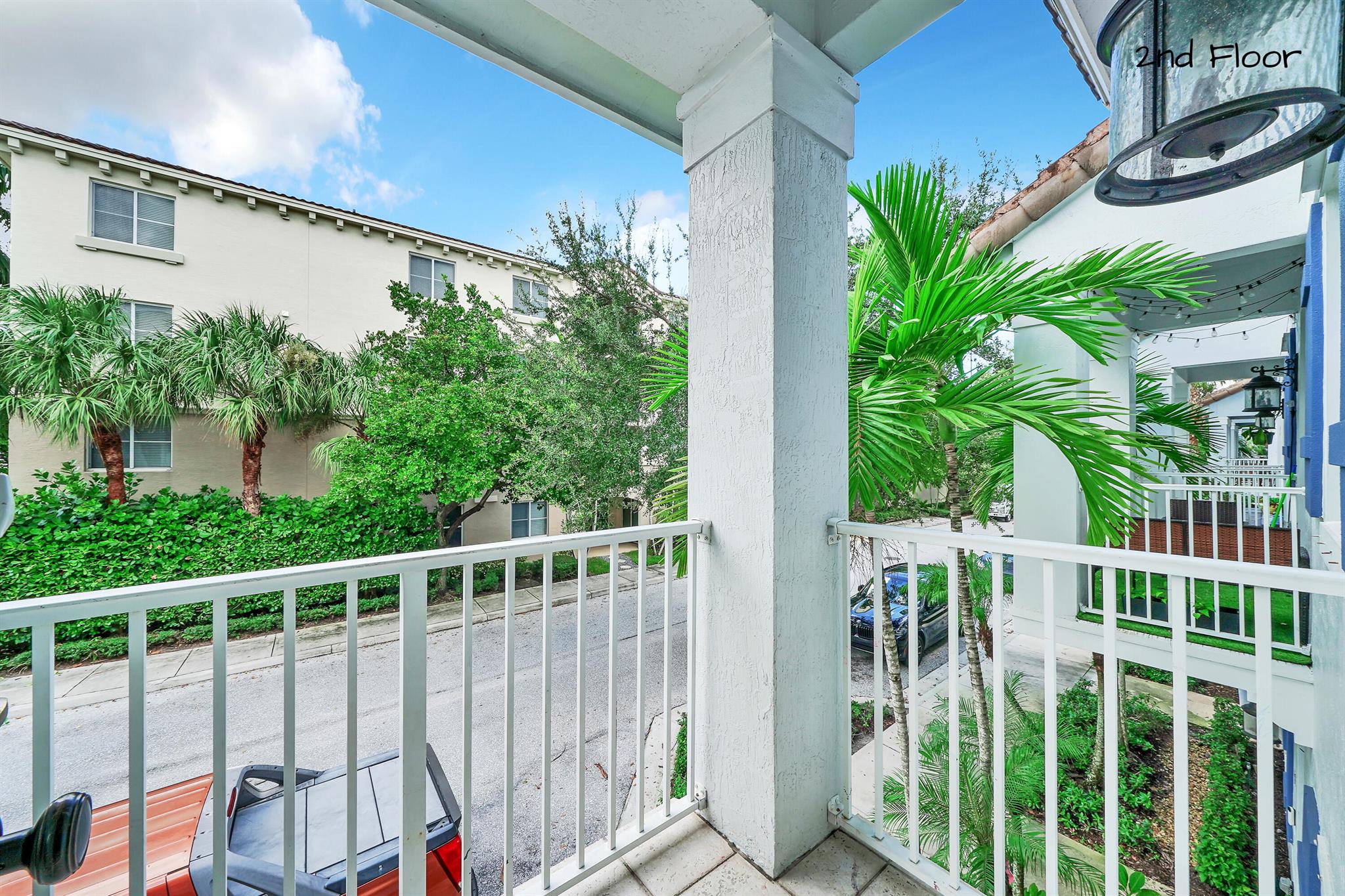 RENAISSANCE COMMONS PUD - Residential Lease