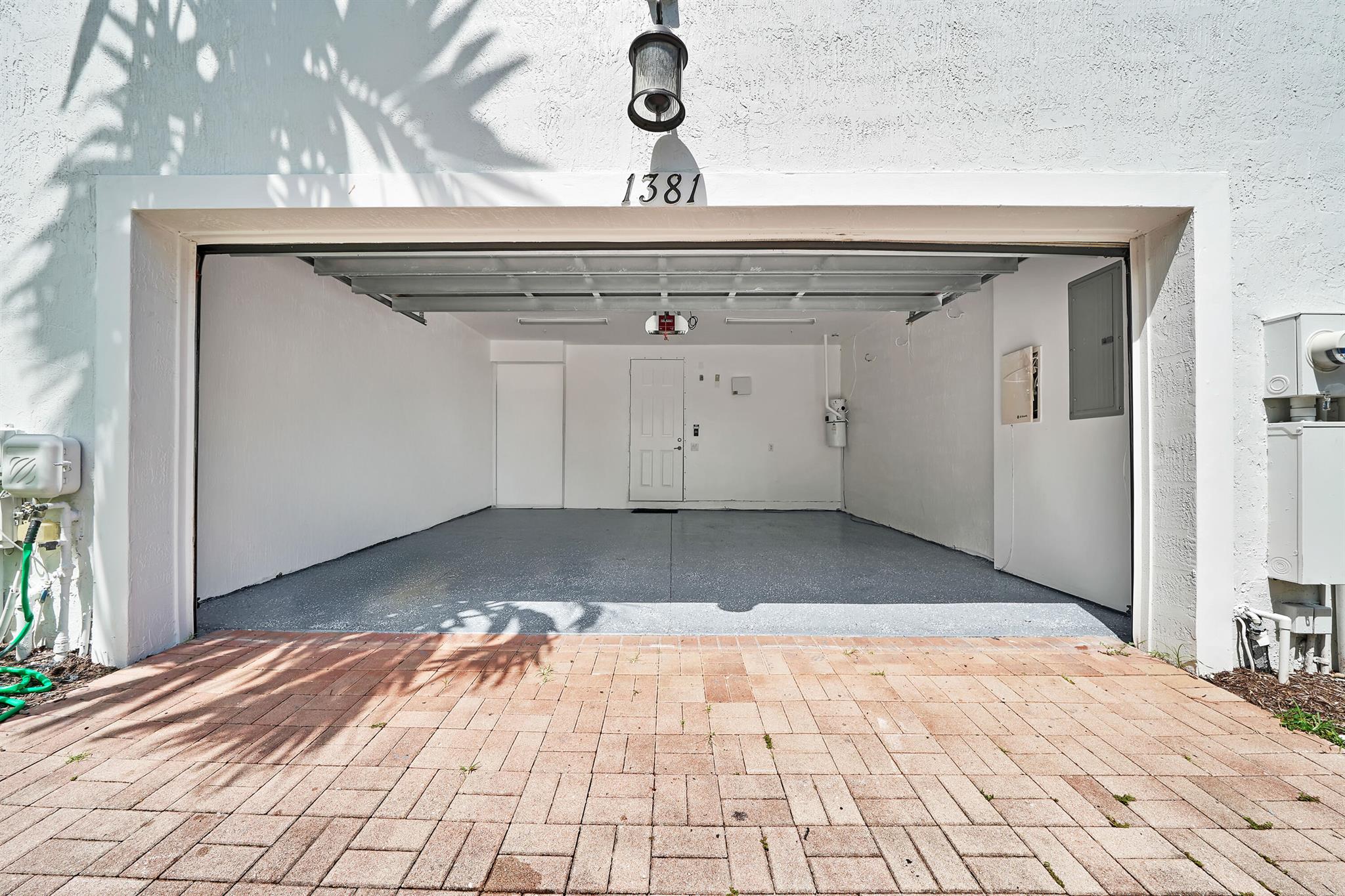 RENAISSANCE COMMONS PUD - Residential Lease