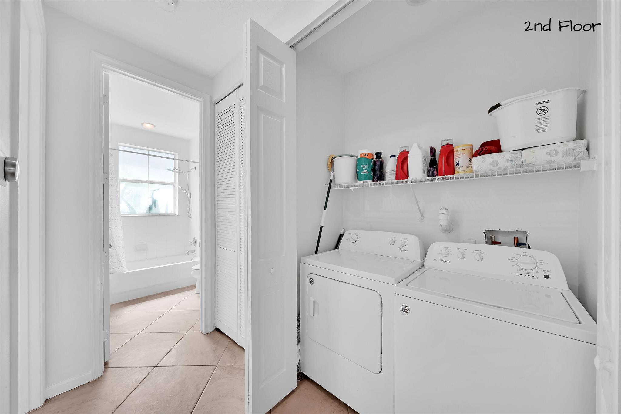 RENAISSANCE COMMONS PUD - Residential Lease