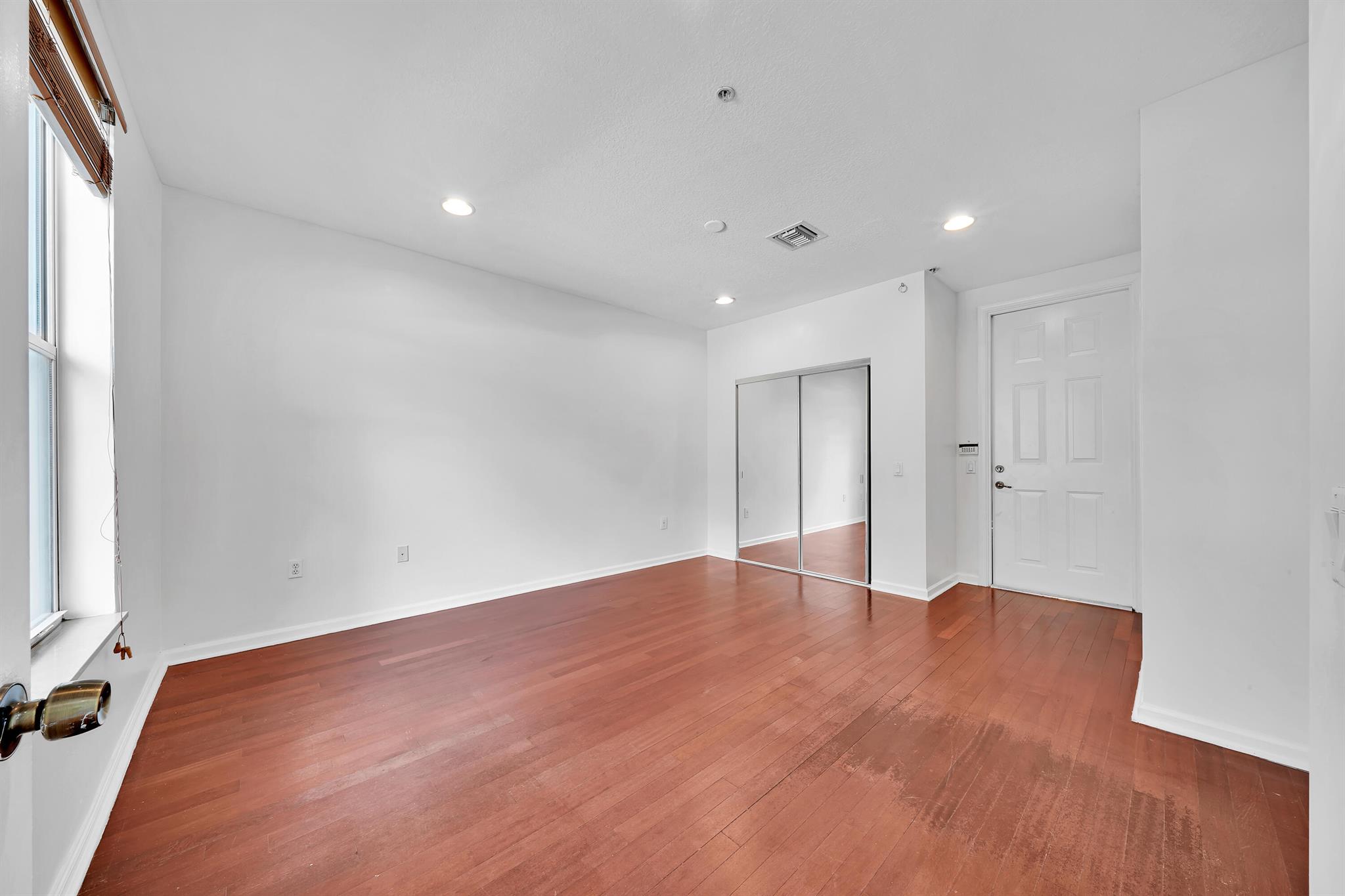 RENAISSANCE COMMONS PUD - Residential Lease