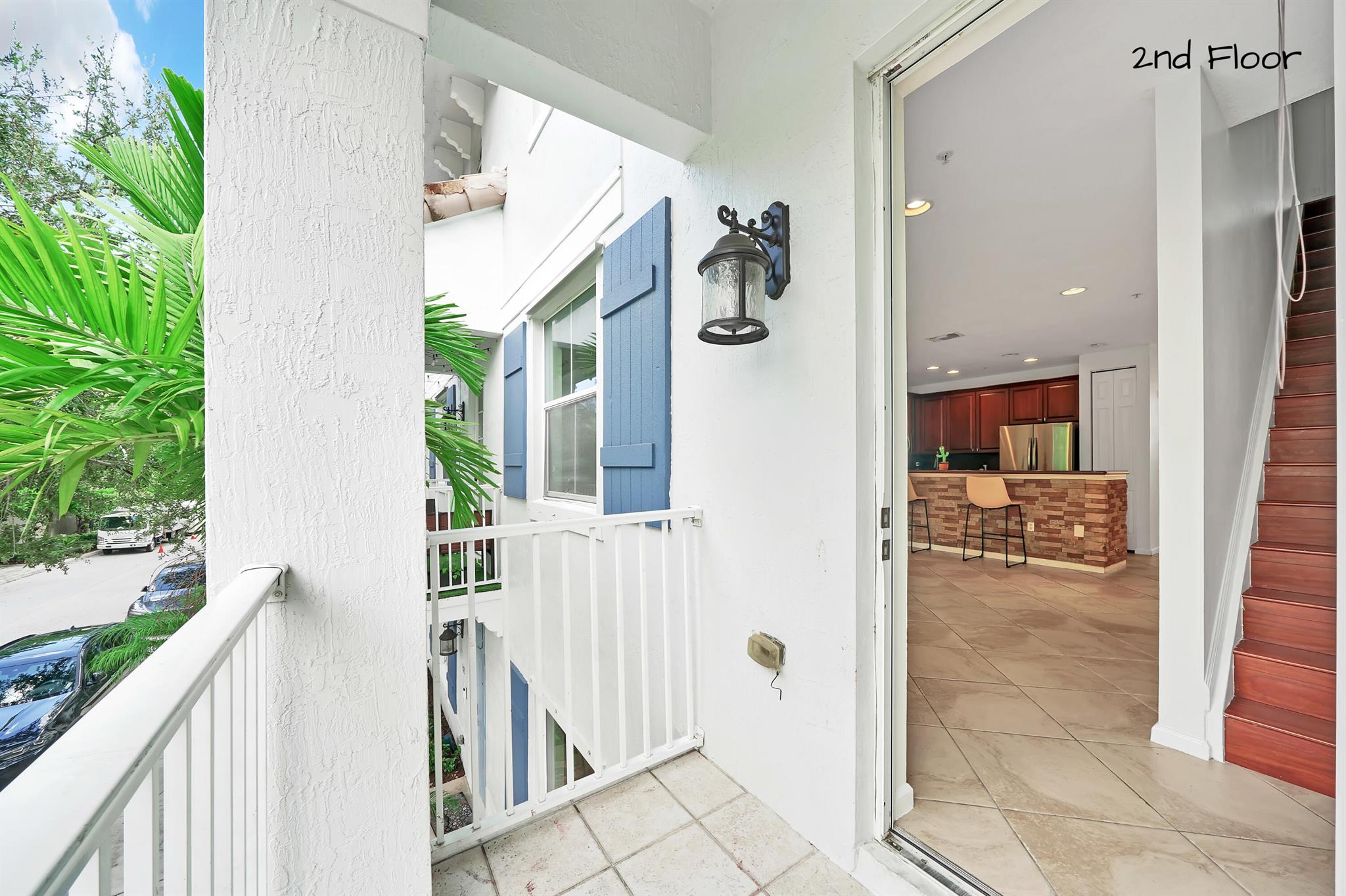 RENAISSANCE COMMONS PUD - Residential Lease