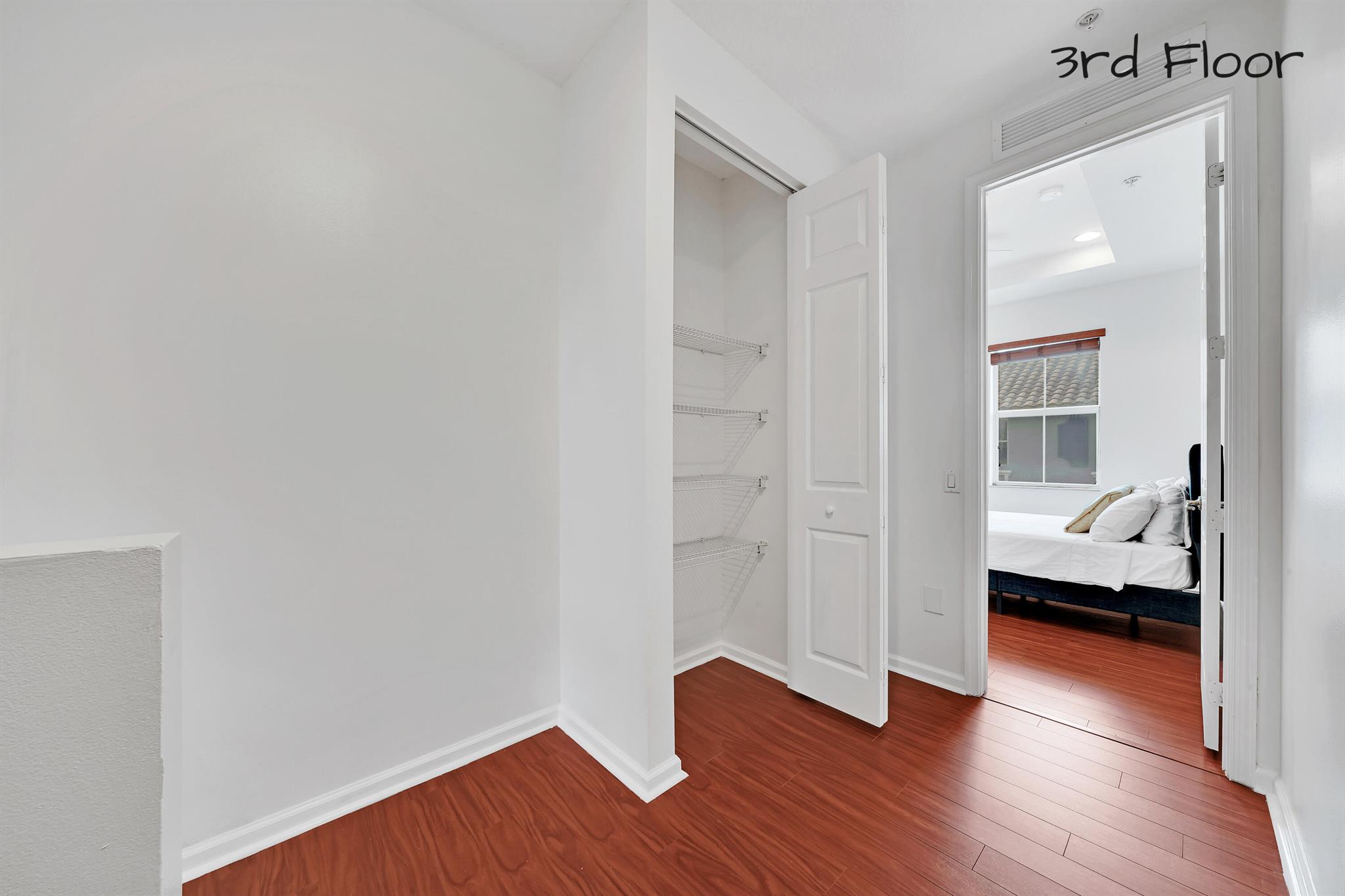 RENAISSANCE COMMONS PUD - Residential Lease