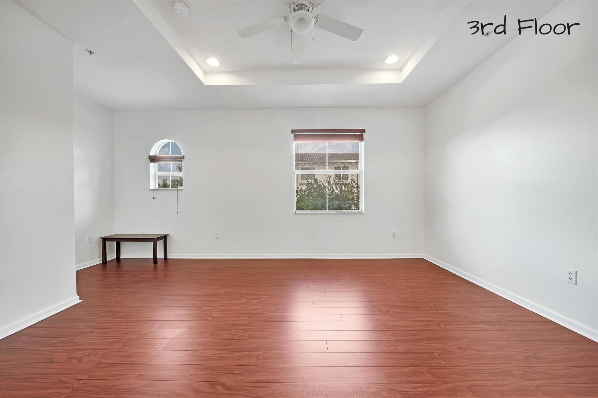 RENAISSANCE COMMONS PUD - Residential Lease