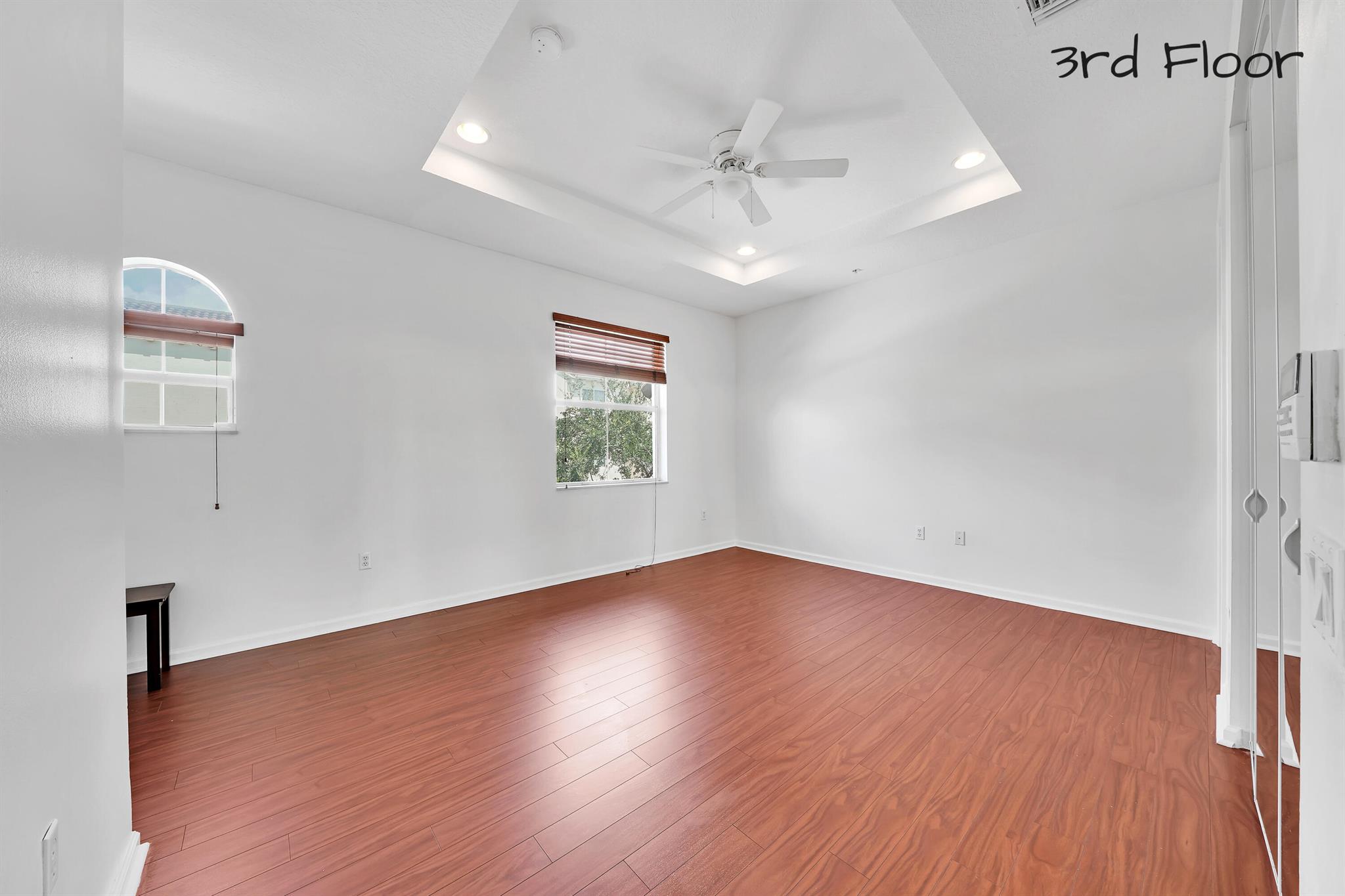 RENAISSANCE COMMONS PUD - Residential Lease