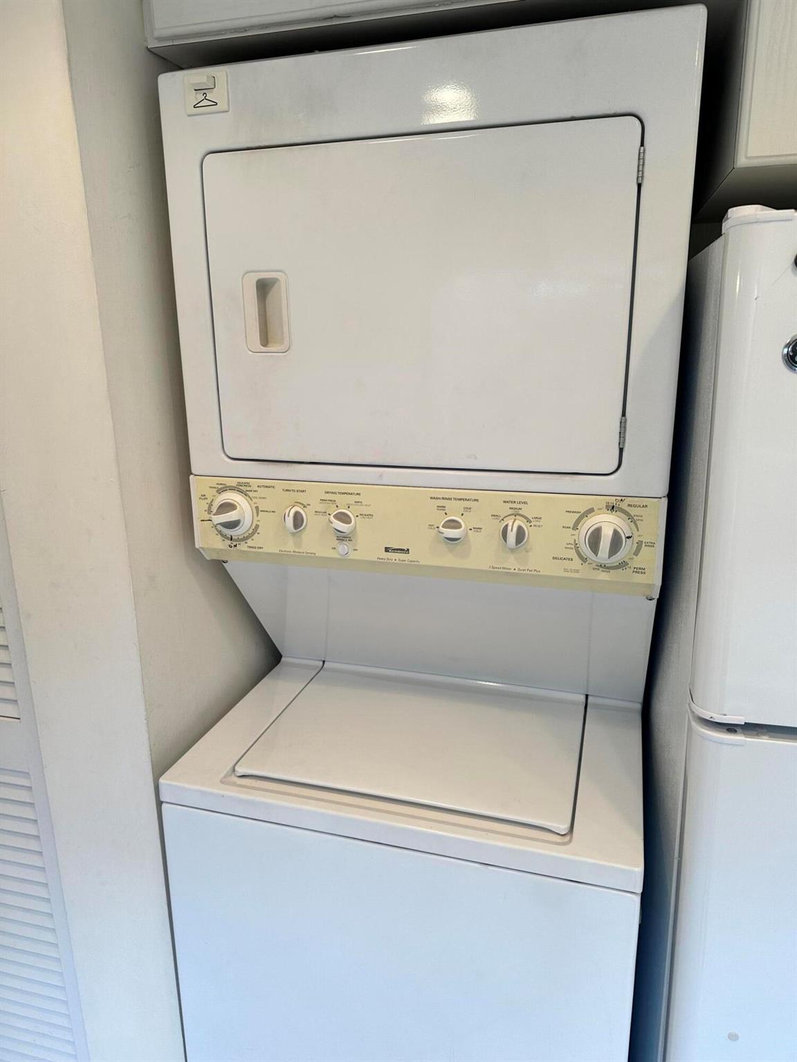 PALM GREENS AT VILLA DEL RAY CONDO II - Residential