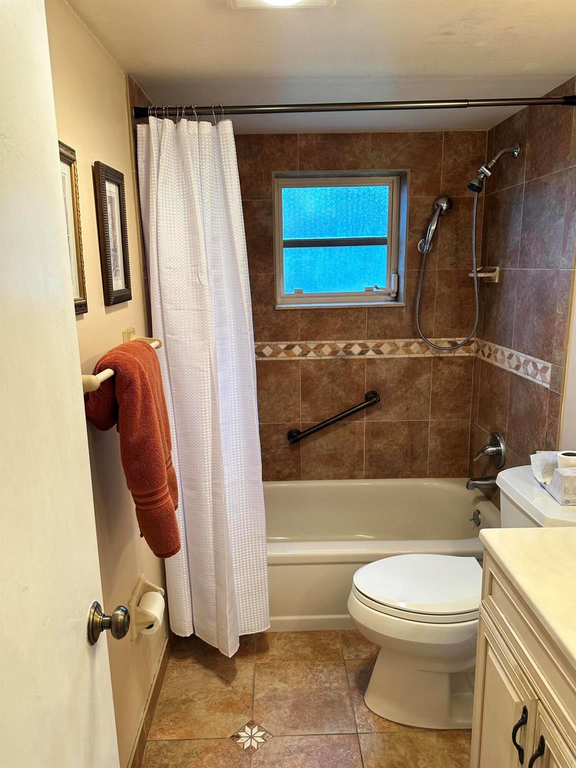 PALM GREENS AT VILLA DEL RAY CONDO II - Residential