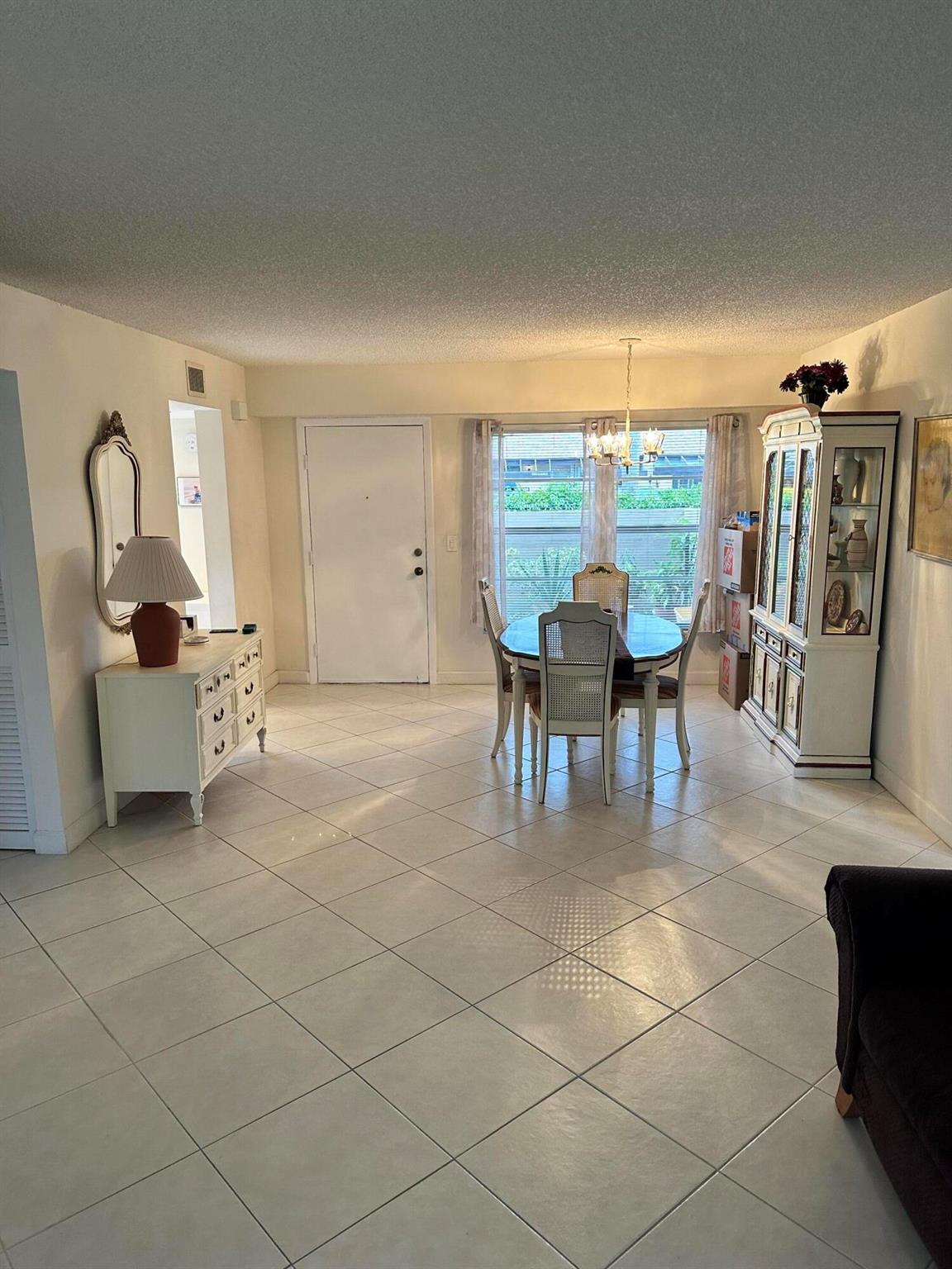 PALM GREENS AT VILLA DEL RAY CONDO II - Residential