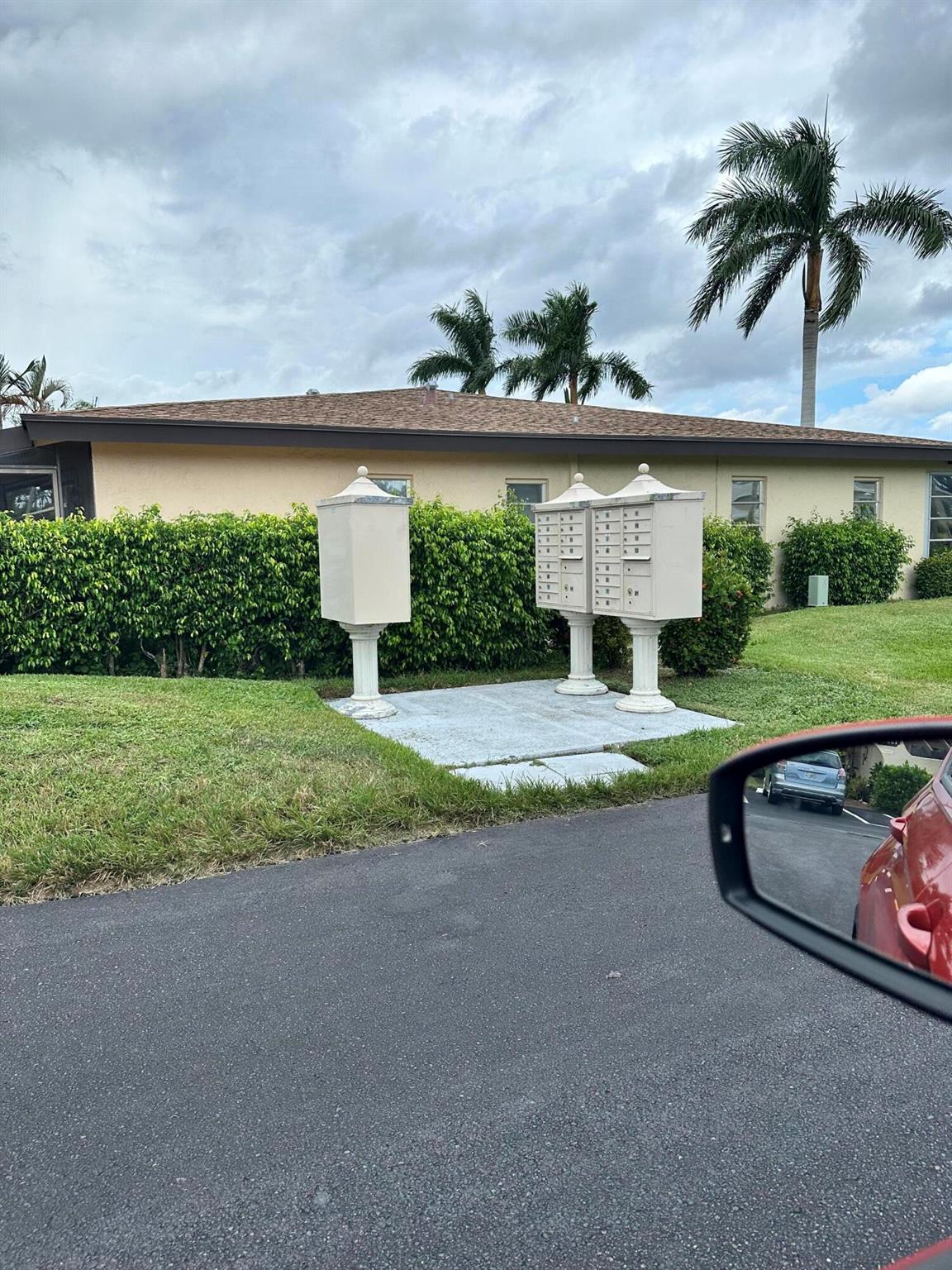 PALM GREENS AT VILLA DEL RAY CONDO II - Residential