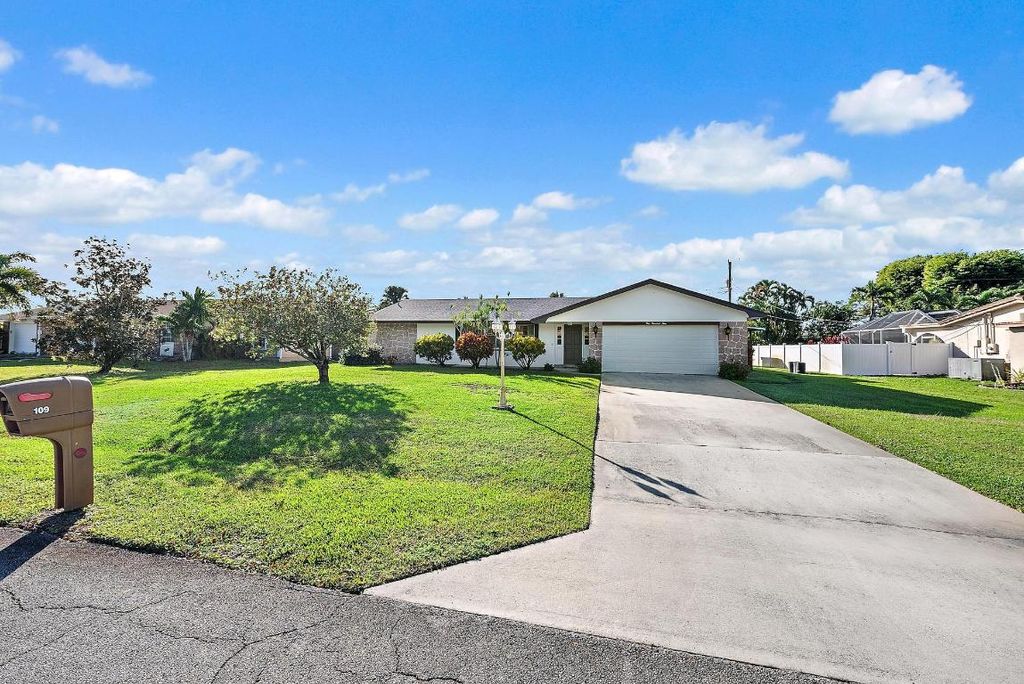 Photo of 109 W Palmetto Road, Lake Worth, FL 33467 (MLS # R11146840)
