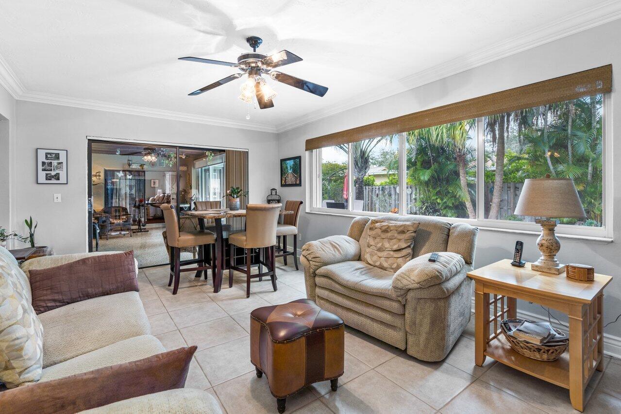 FLAMINGO GARDENS-LIVE OAK SEC - Residential