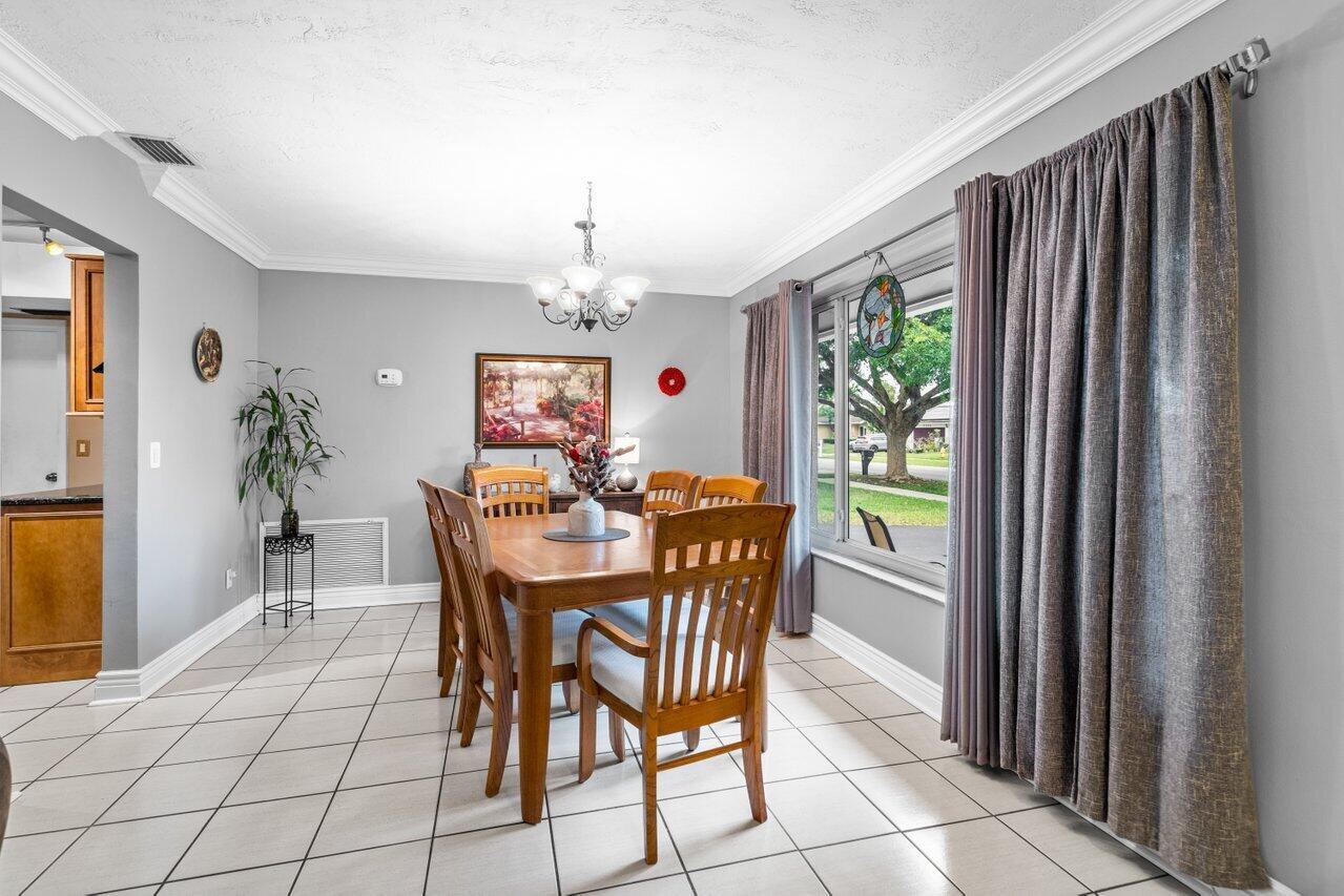 FLAMINGO GARDENS-LIVE OAK SEC - Residential