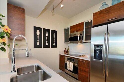 CITY PALMS CONDO - Residential Lease