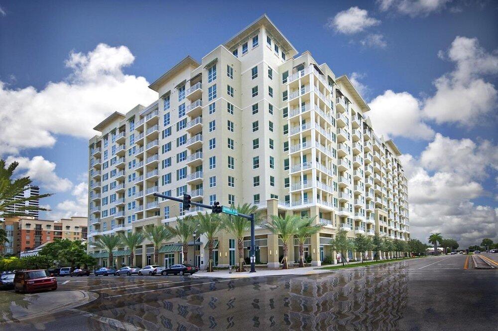 CITY PALMS CONDO - Residential Lease