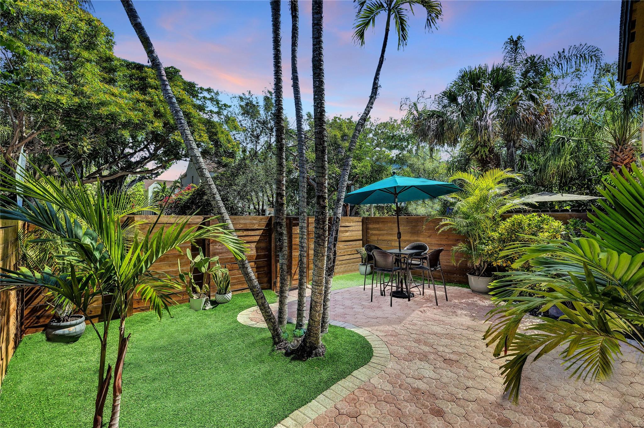 3067 Virginia St 3067