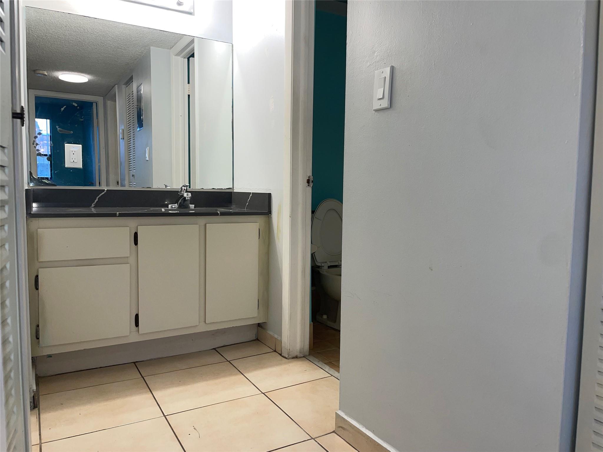 Garden Lake Towers Condo - Residential Lease