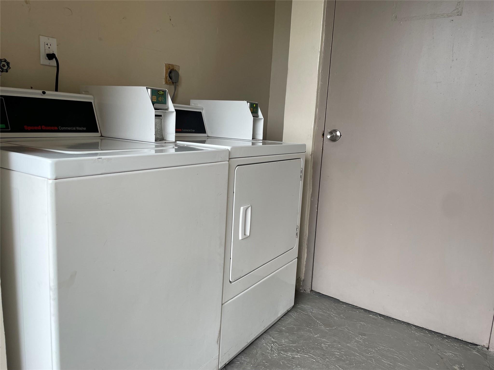 Garden Lake Towers Condo - Residential Lease