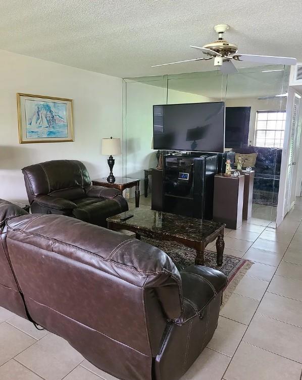 5208 NE 24th Ter F216