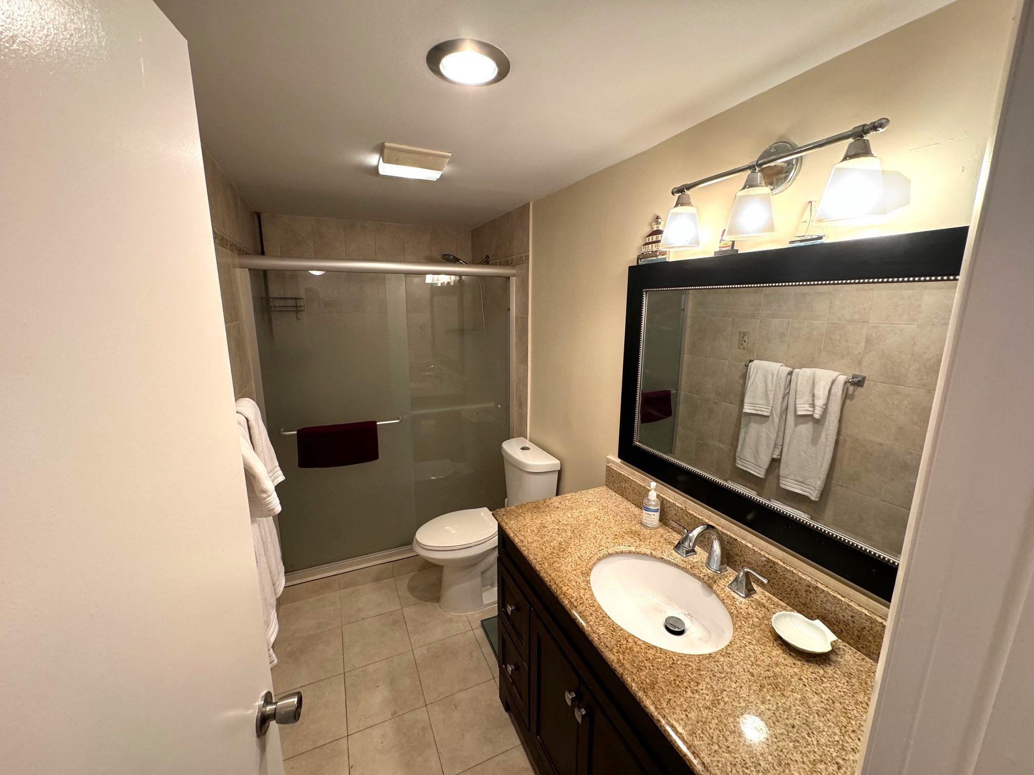 5208 NE 24th Ter F216