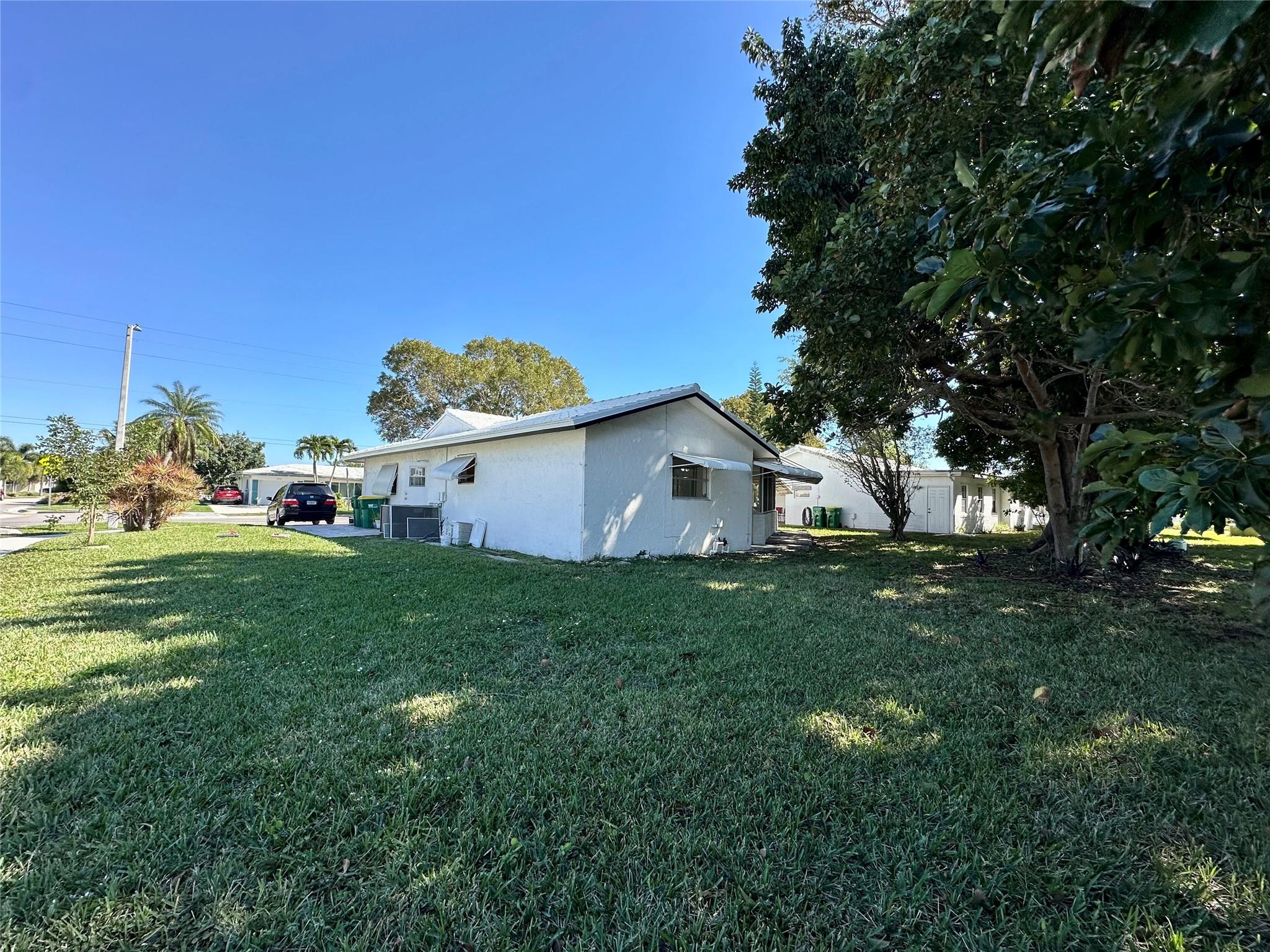 MAINLANDS OF TAMARAC LAKE - Residential