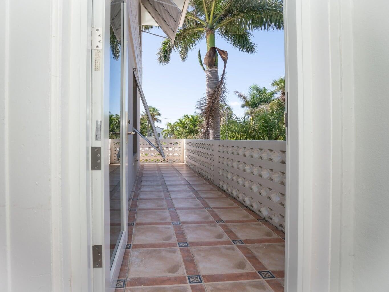 131 N Golfview Road 4