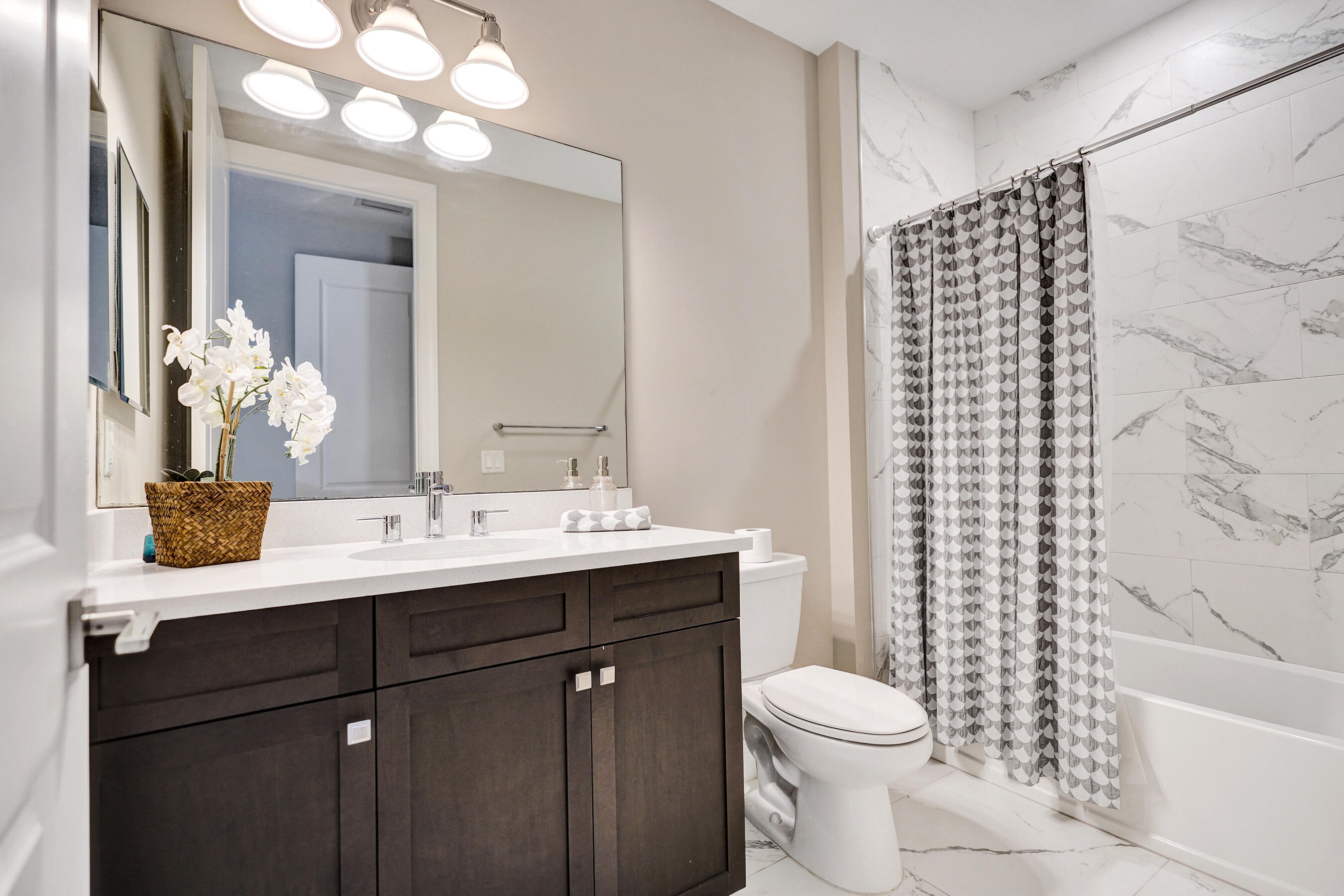 PARKLAND BAY - Residential