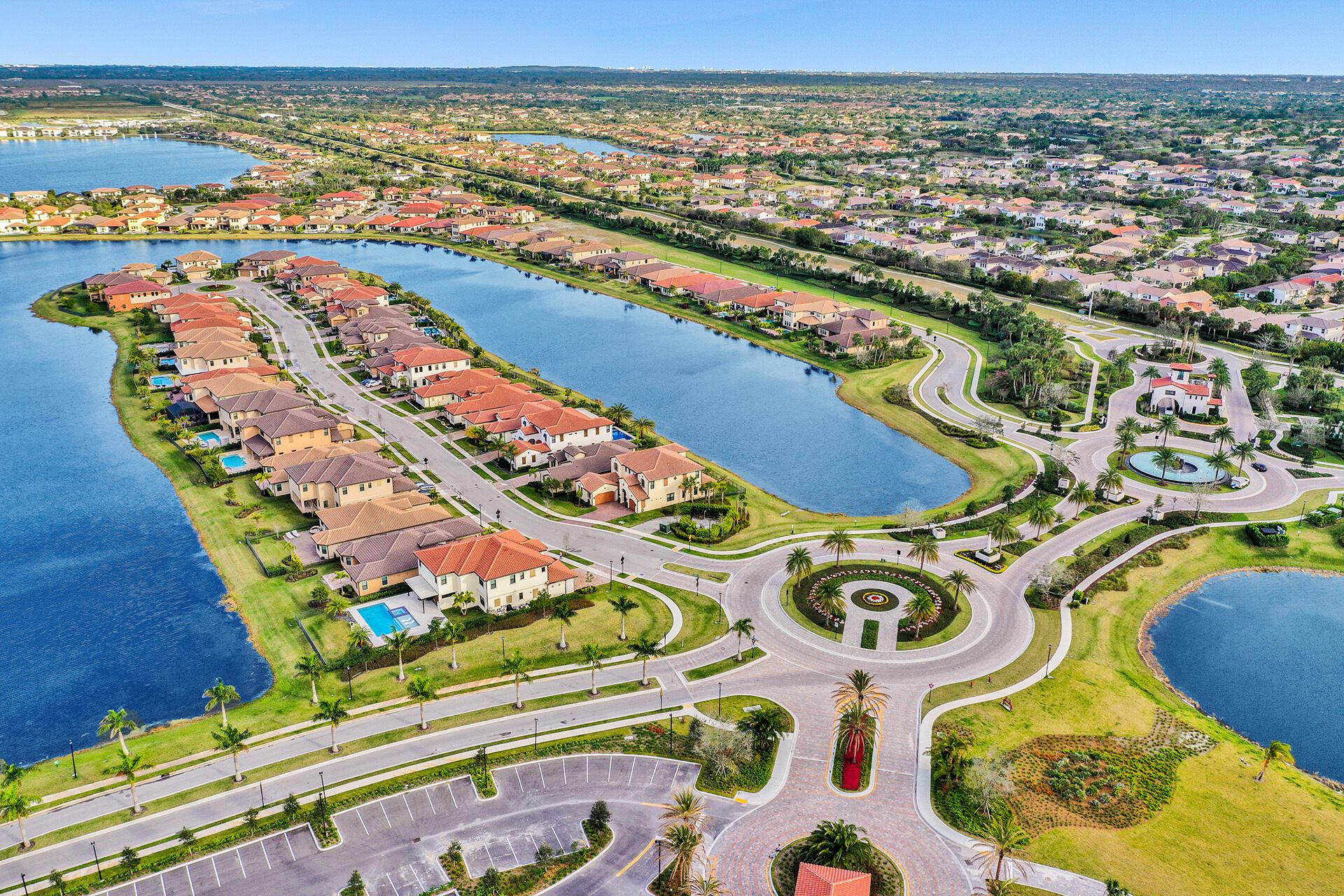 PARKLAND BAY - Residential