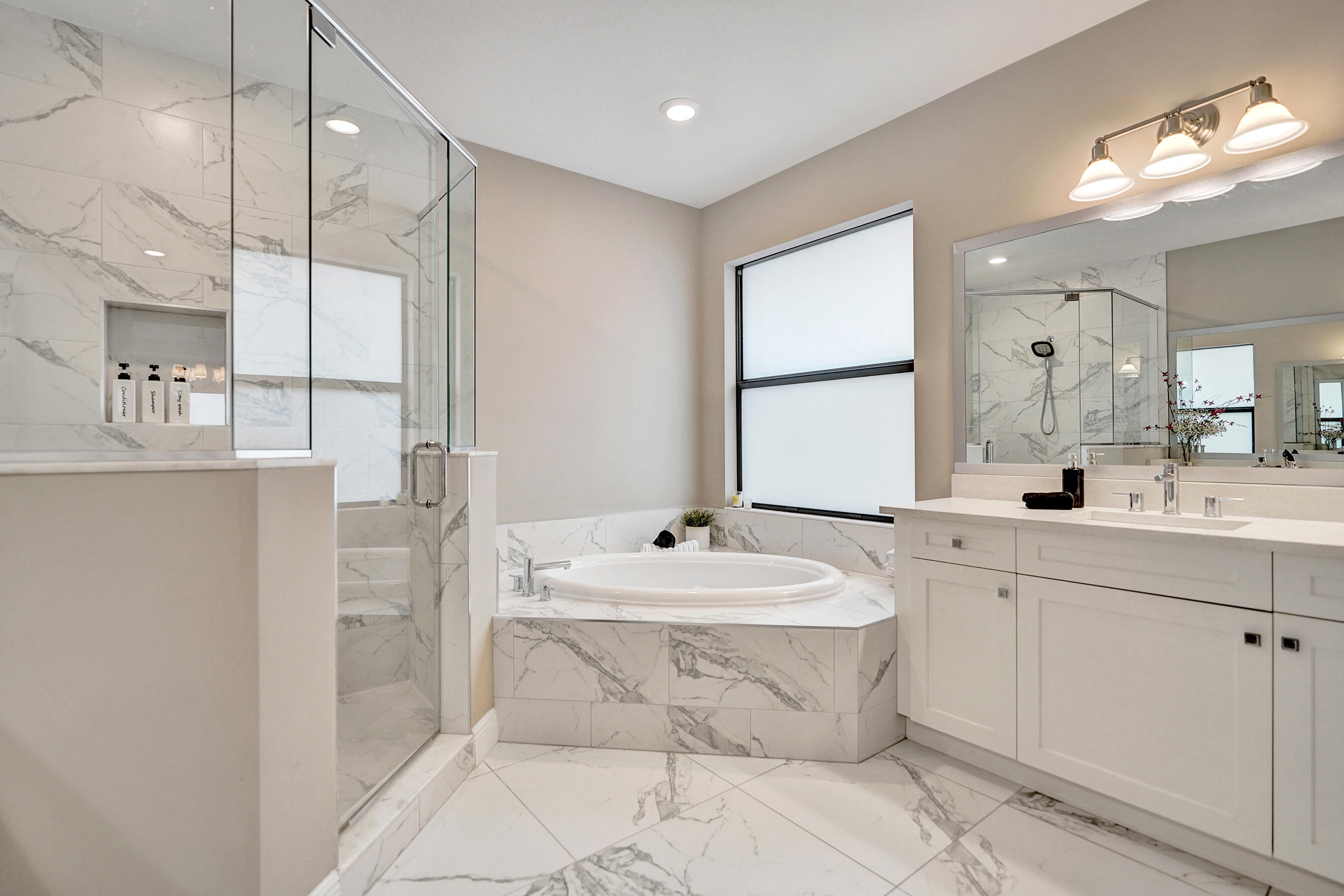 PARKLAND BAY - Residential