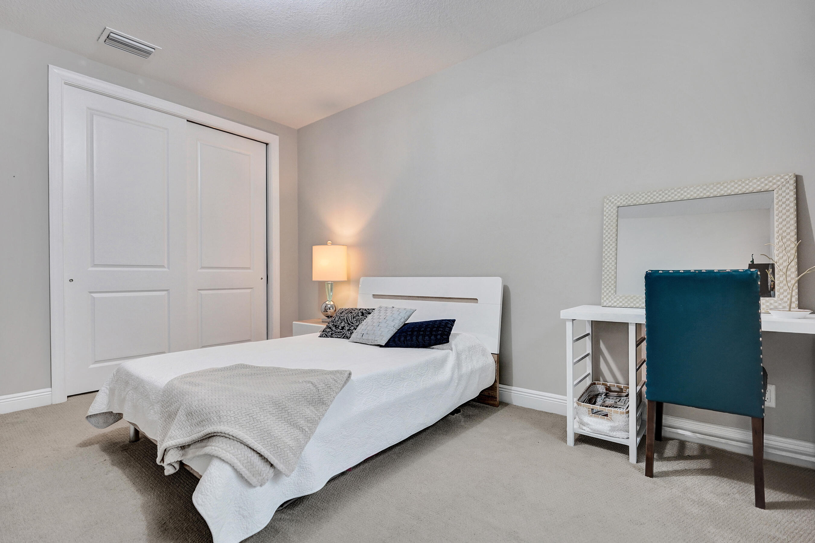 PARKLAND BAY - Residential