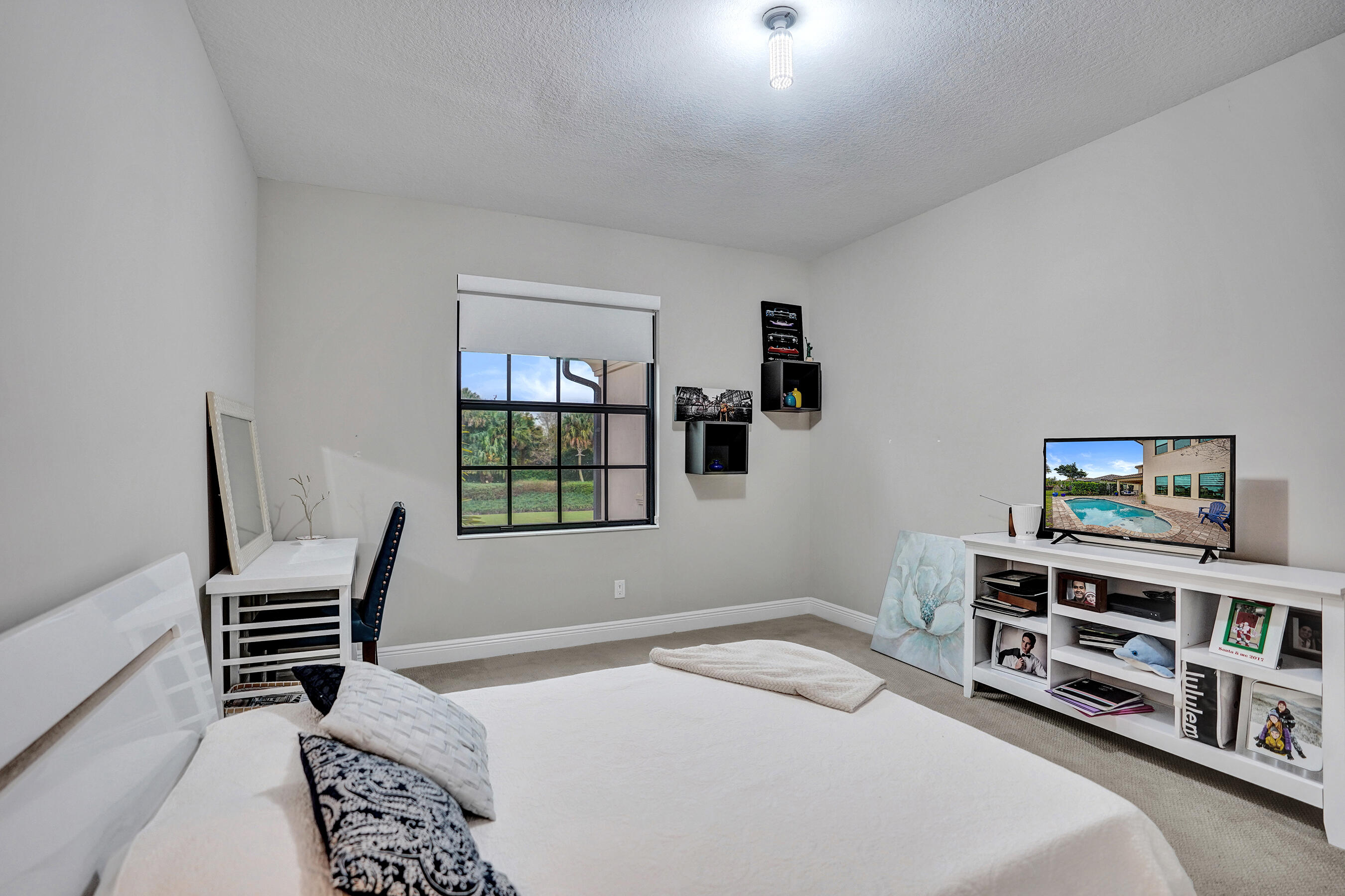 PARKLAND BAY - Residential