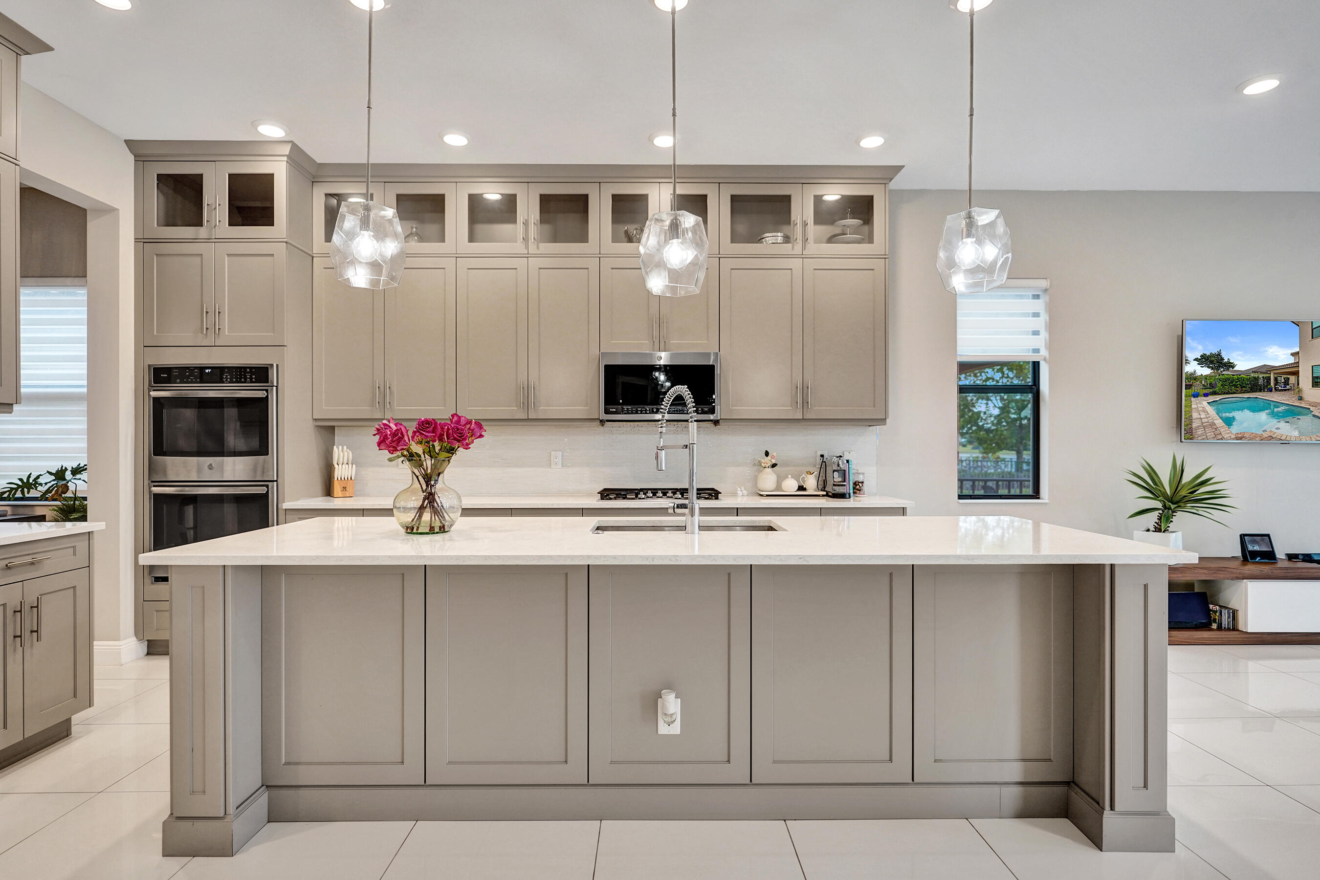 PARKLAND BAY - Residential