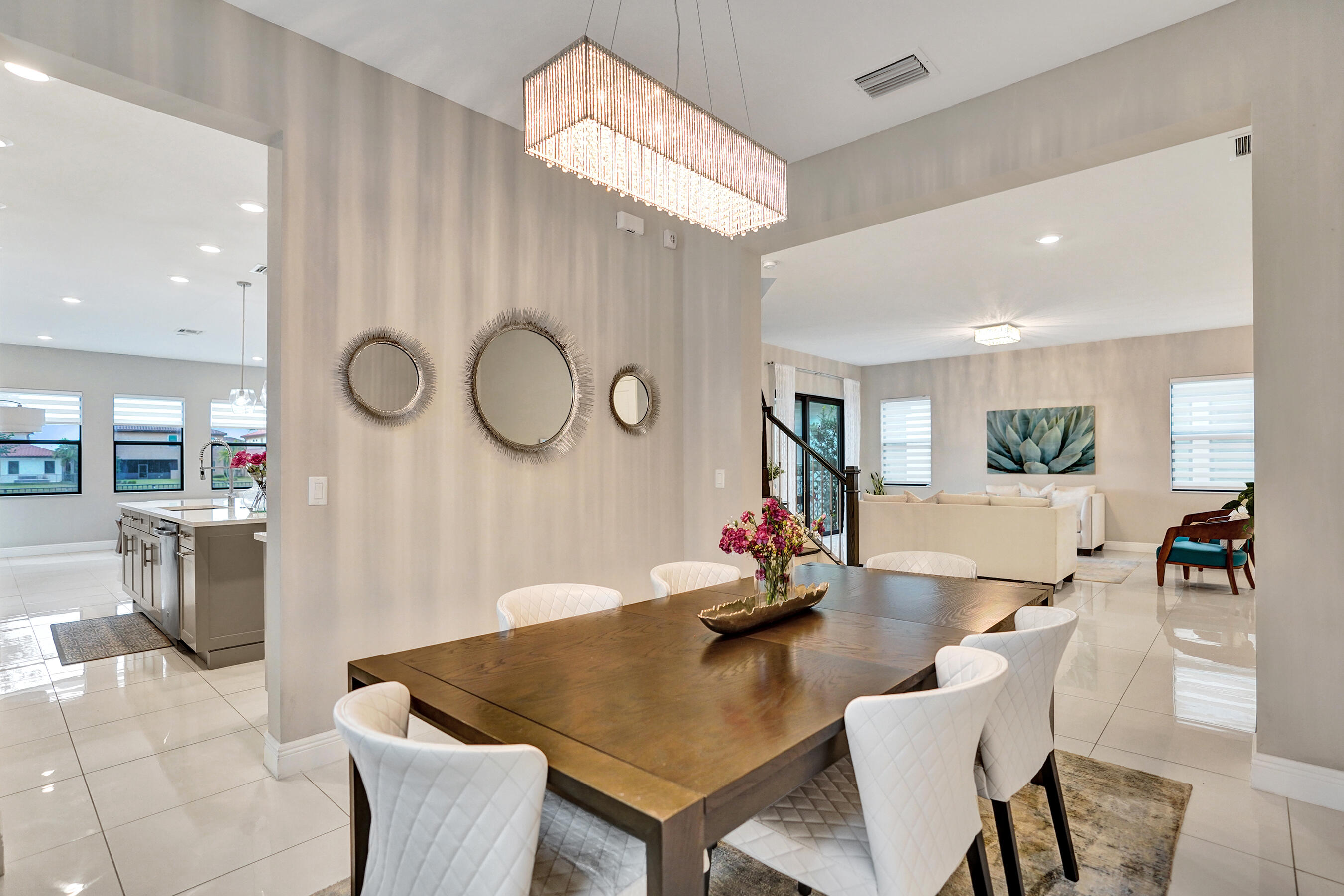 PARKLAND BAY - Residential