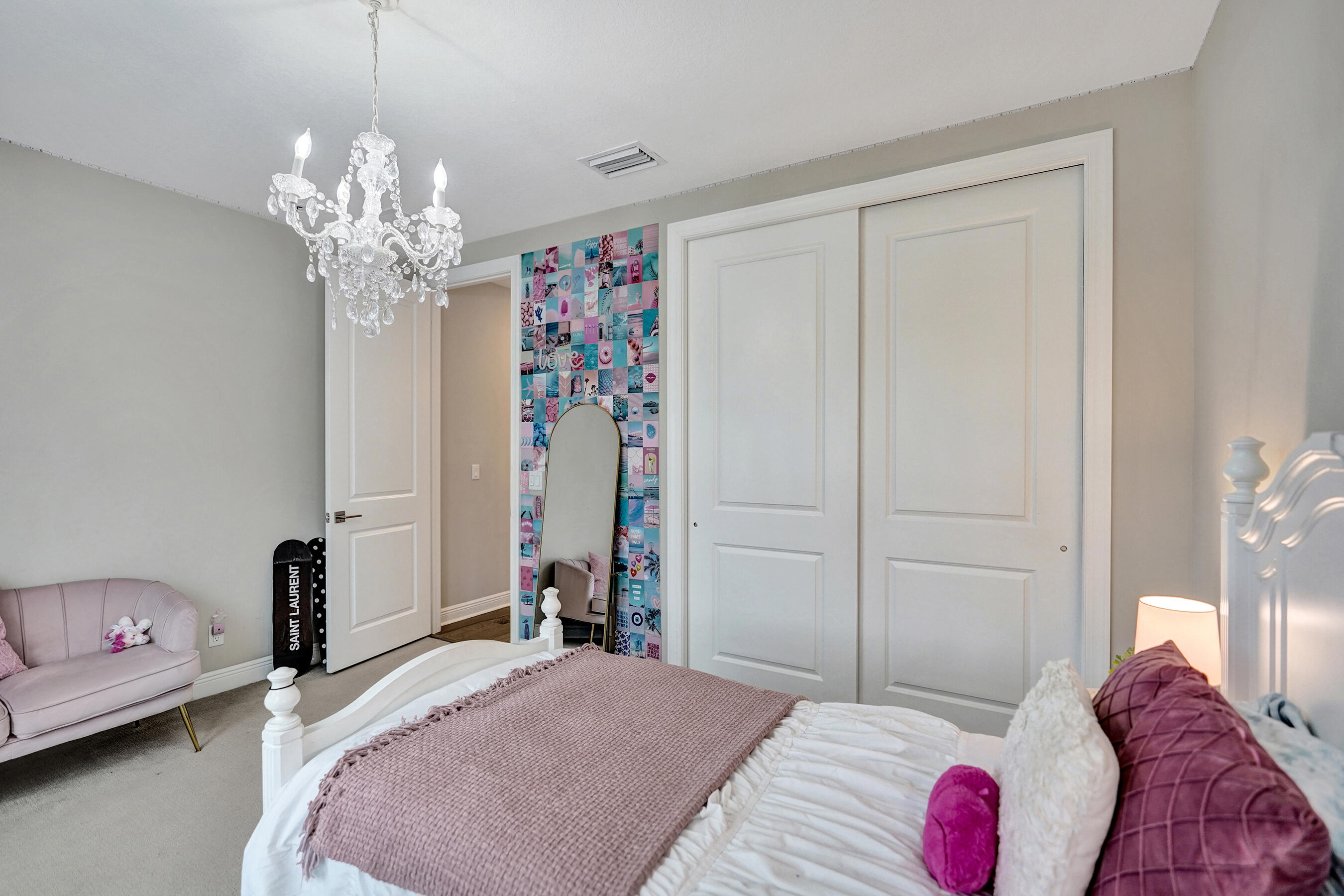 PARKLAND BAY - Residential